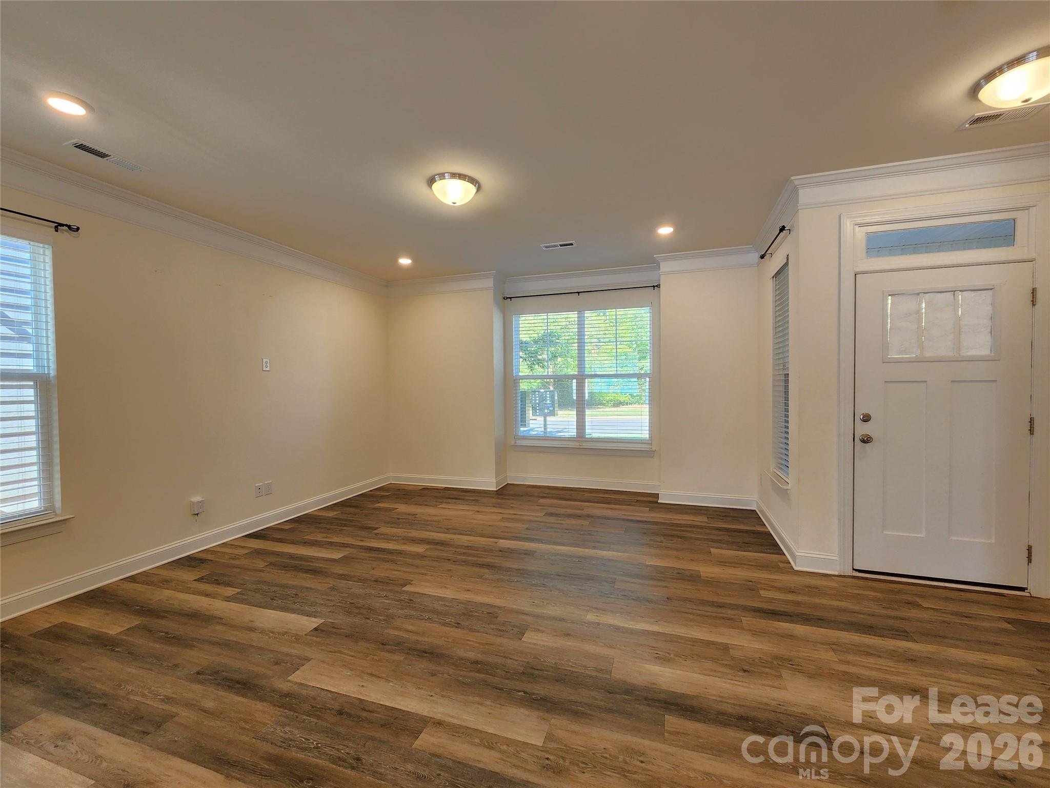 2204 Blewett Drive Property Photo 2