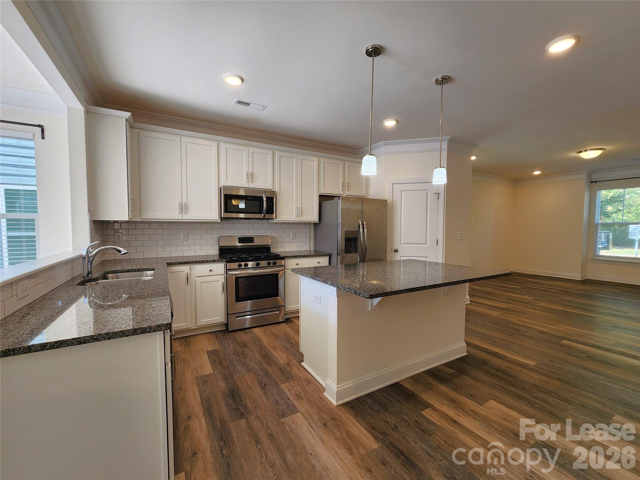 2204 Blewett Drive Property Photo 5