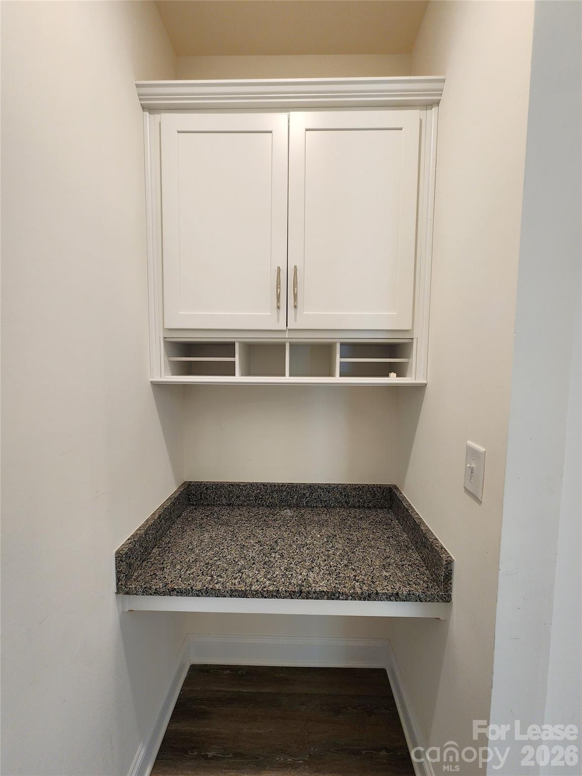 2204 Blewett Drive Property Photo 8