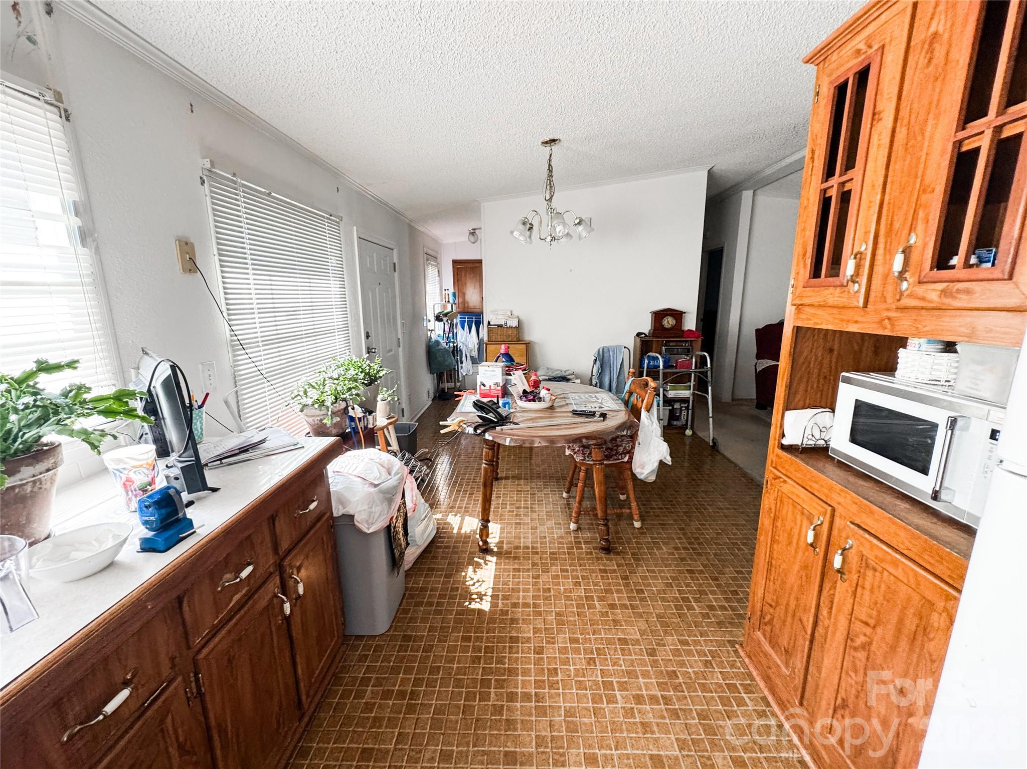 4103 Pebblebrook Circle Property Photo 5