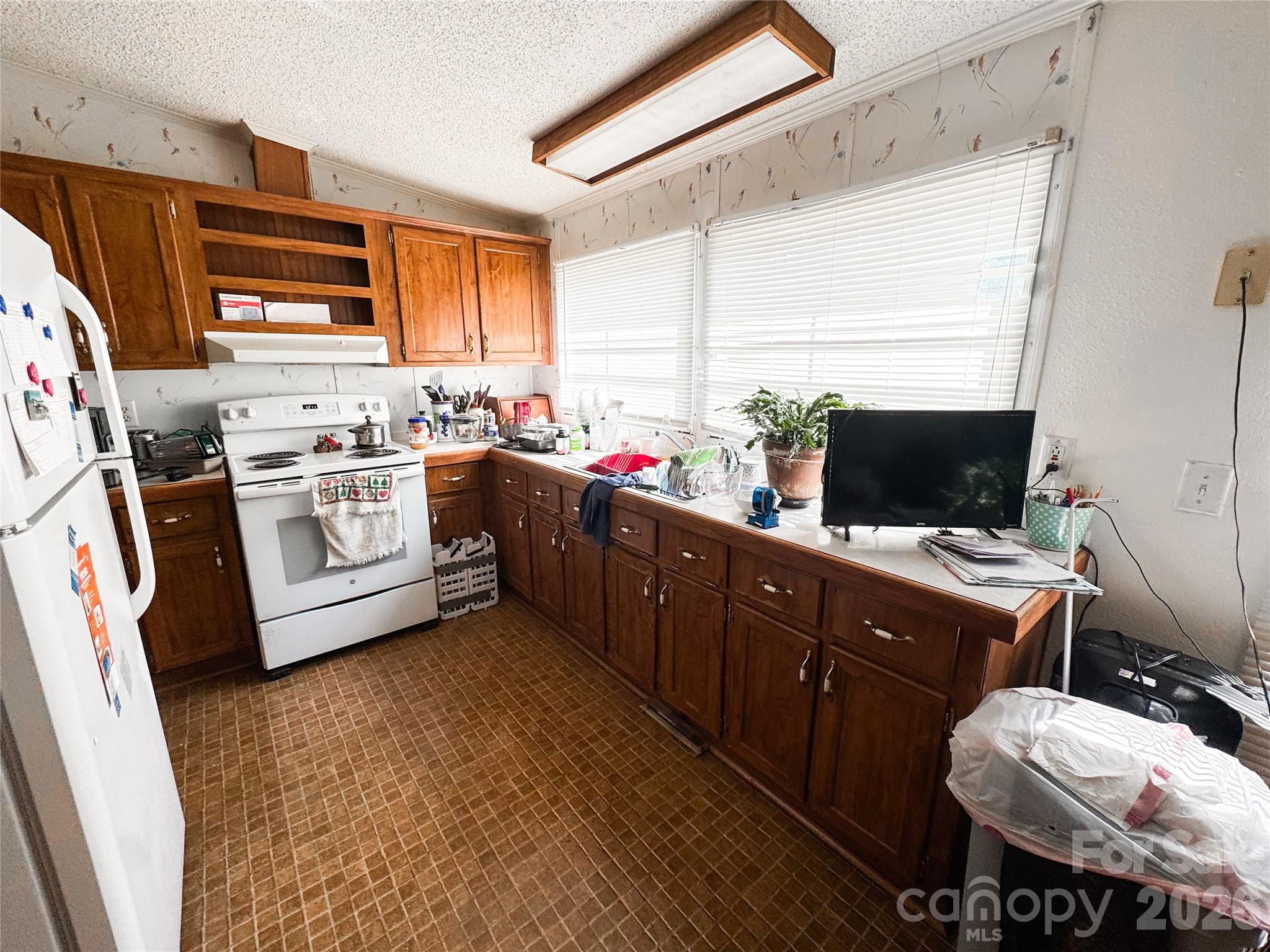 4103 Pebblebrook Circle Property Photo 6