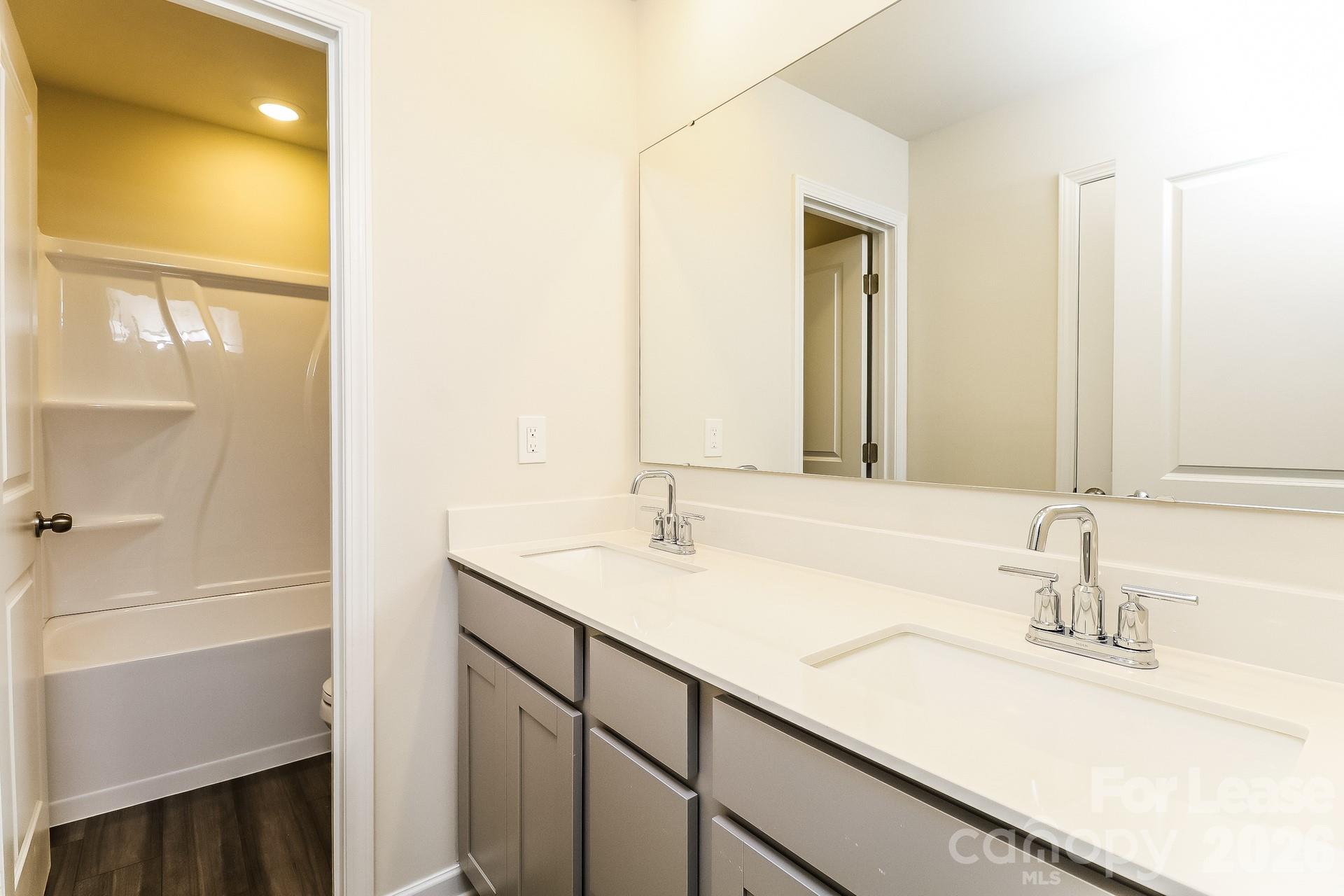 118 Arden Court Property Photo 14
