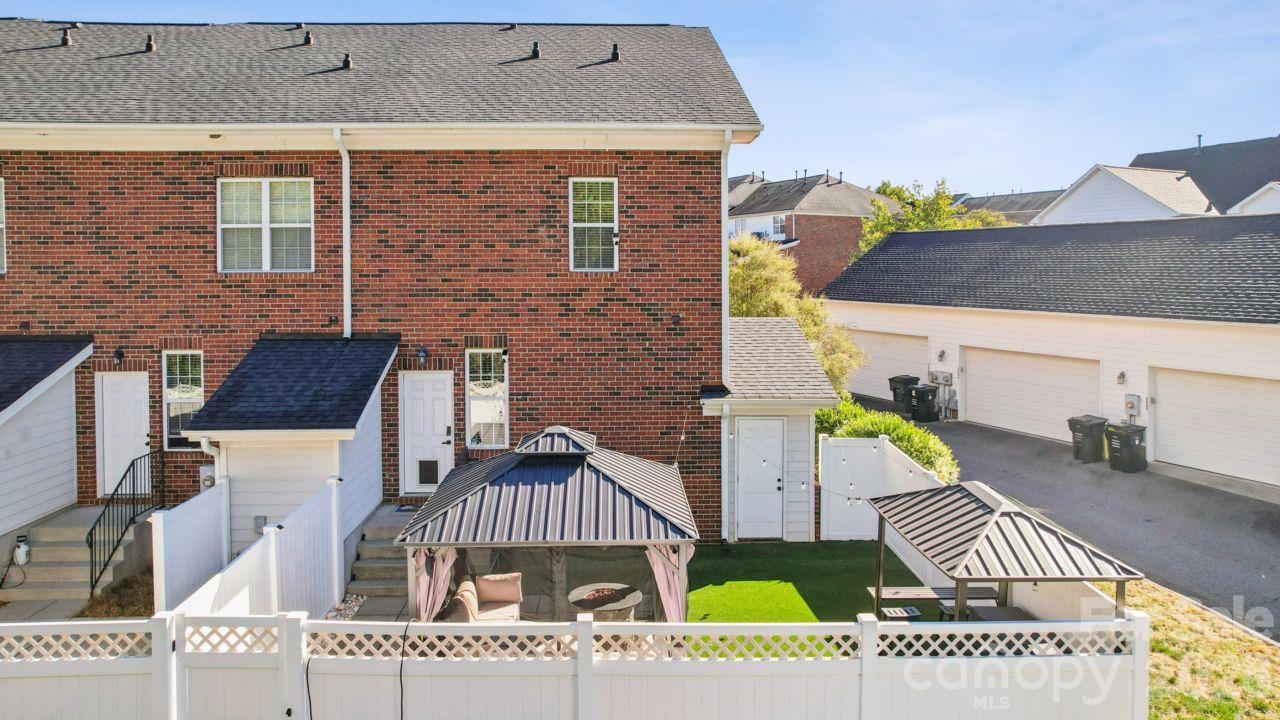 363 Beacon Street Property Photo 22