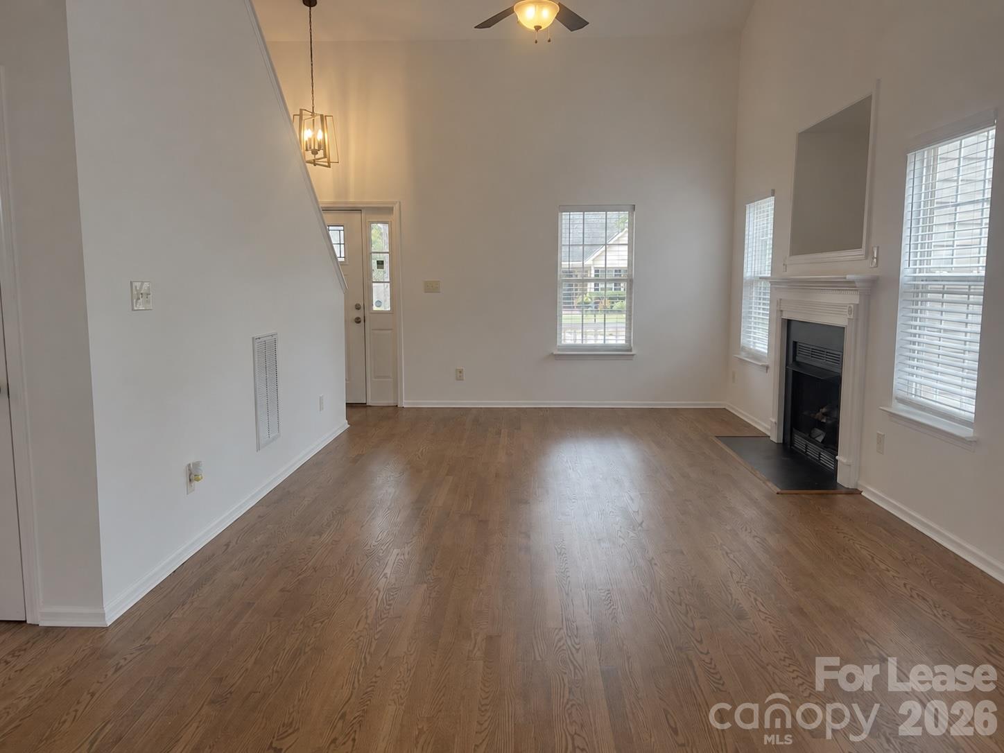 1012 Little Rock Court Property Photo 3