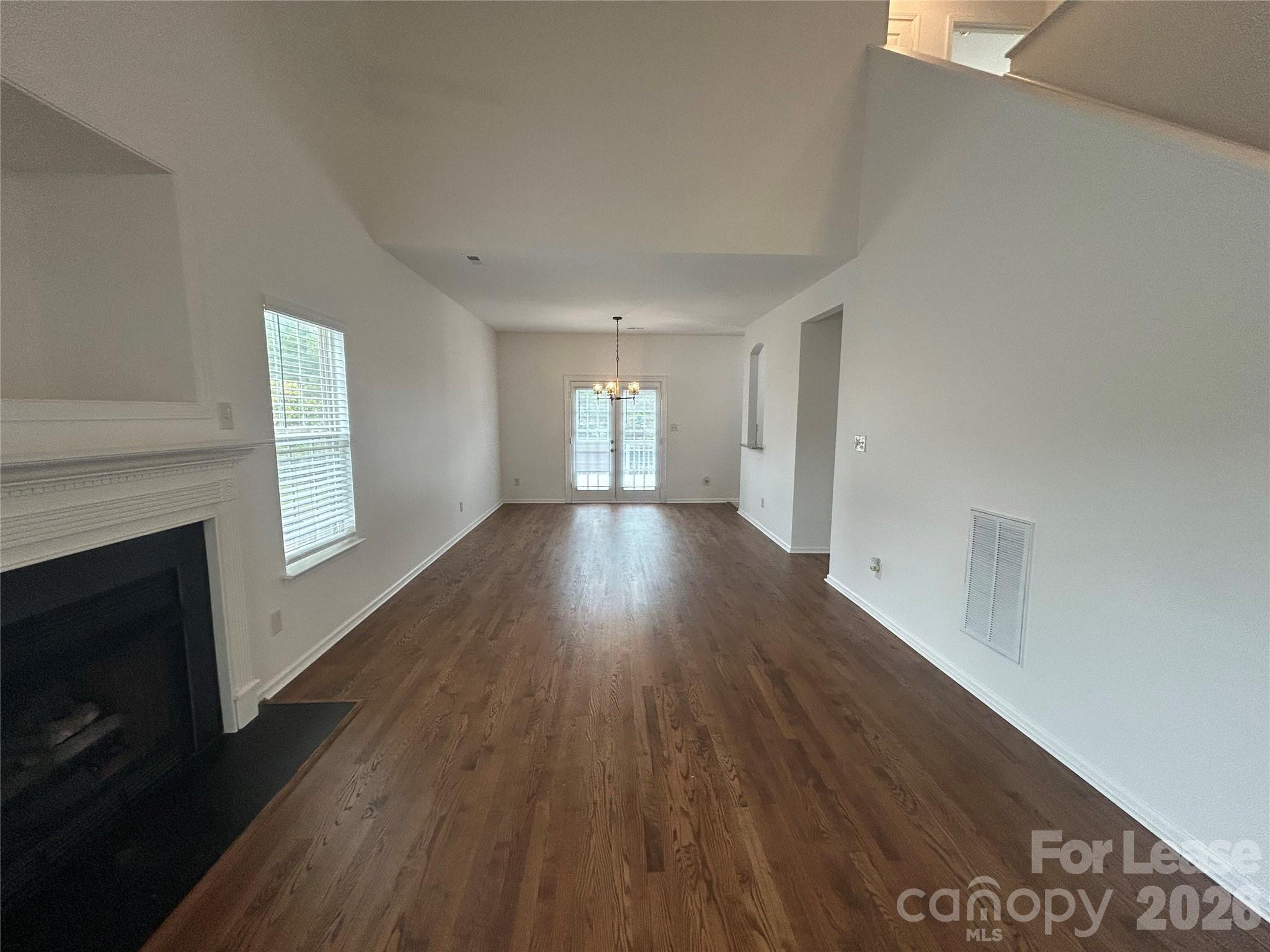 1012 Little Rock Court Property Photo 4