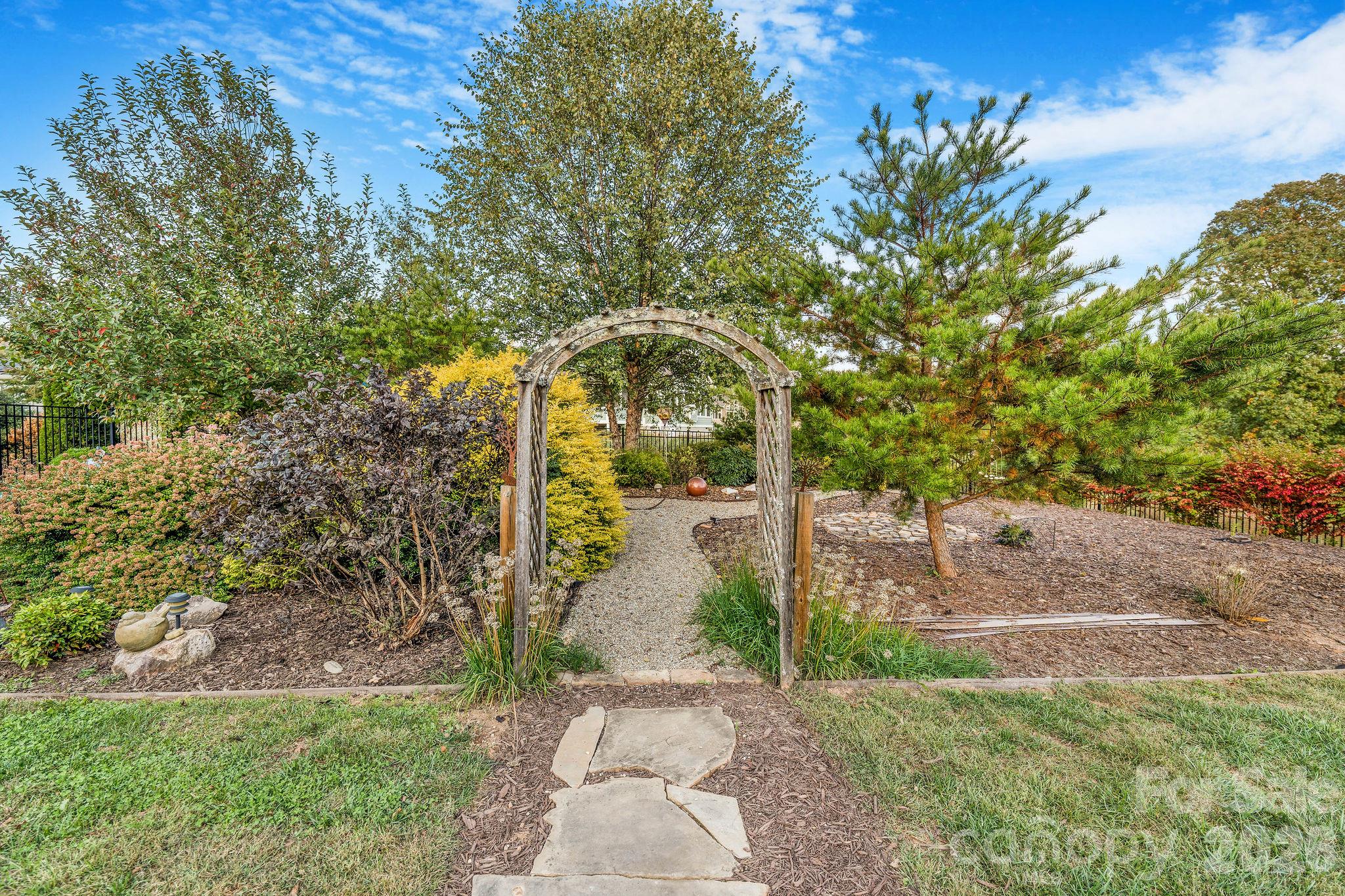 28 Penley Park Drive Property Photo 21