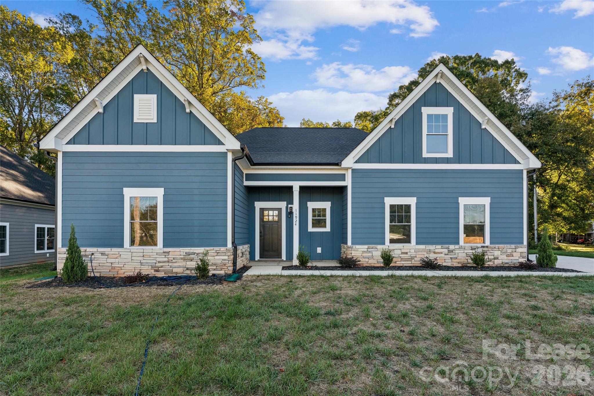 11924 Crabapple Lane Property Photo 1
