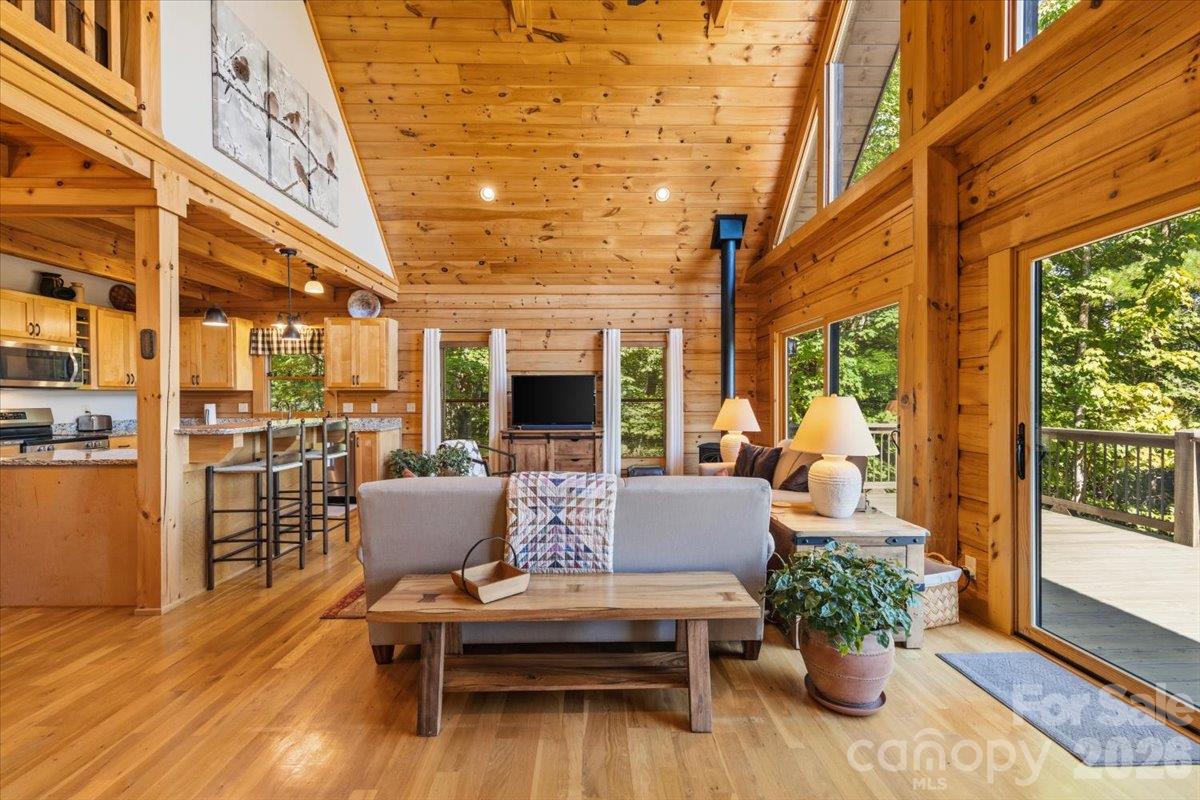 1016 Horizon Trail Property Photo 23