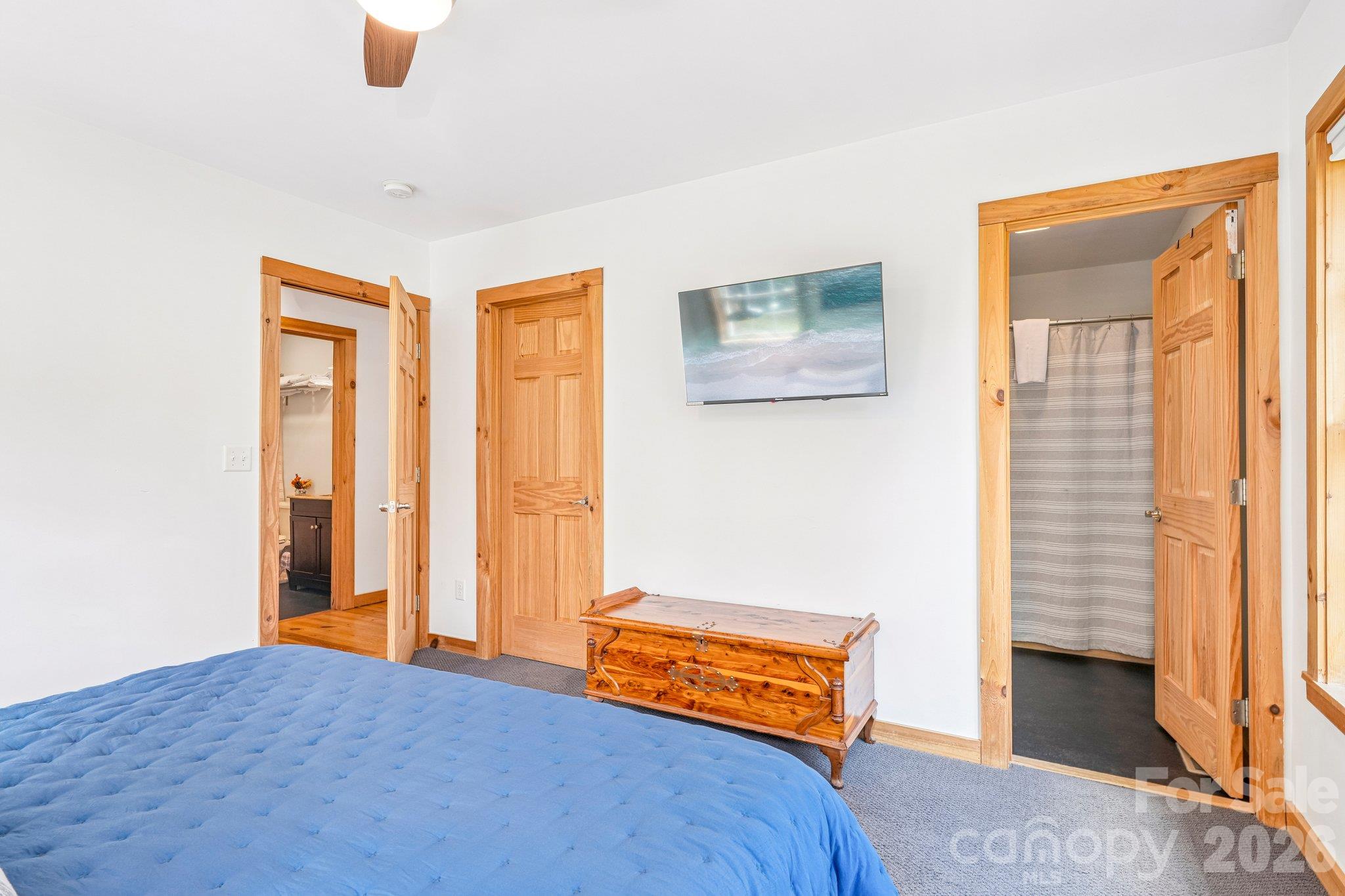 198 Eagles Drive 8 Property Photo 17