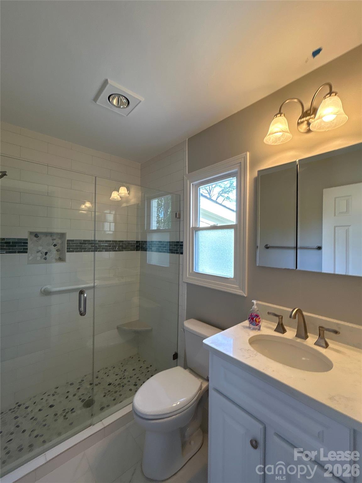 4911 Fairheath Road Property Photo 6