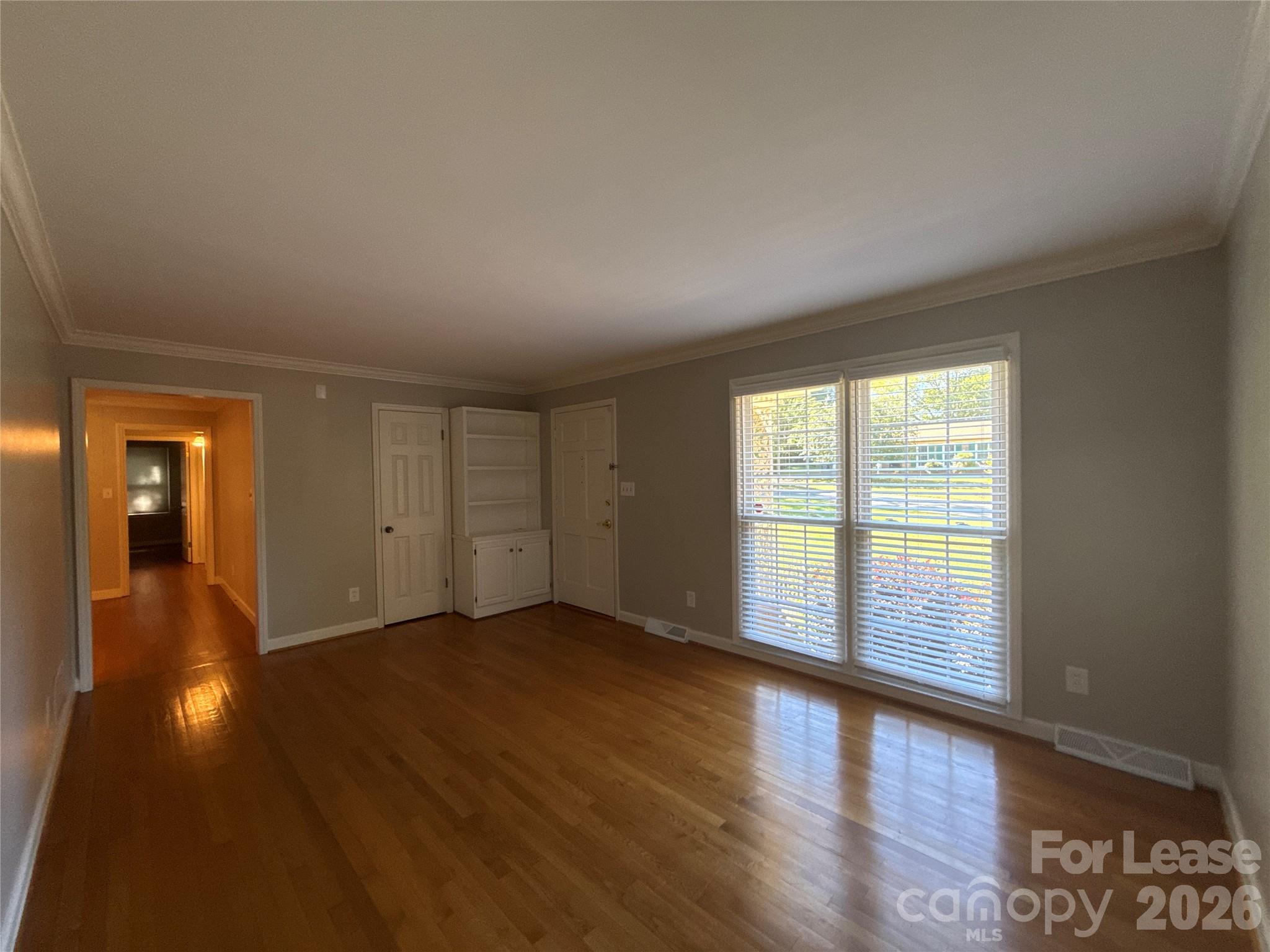 4911 Fairheath Road Property Photo 11