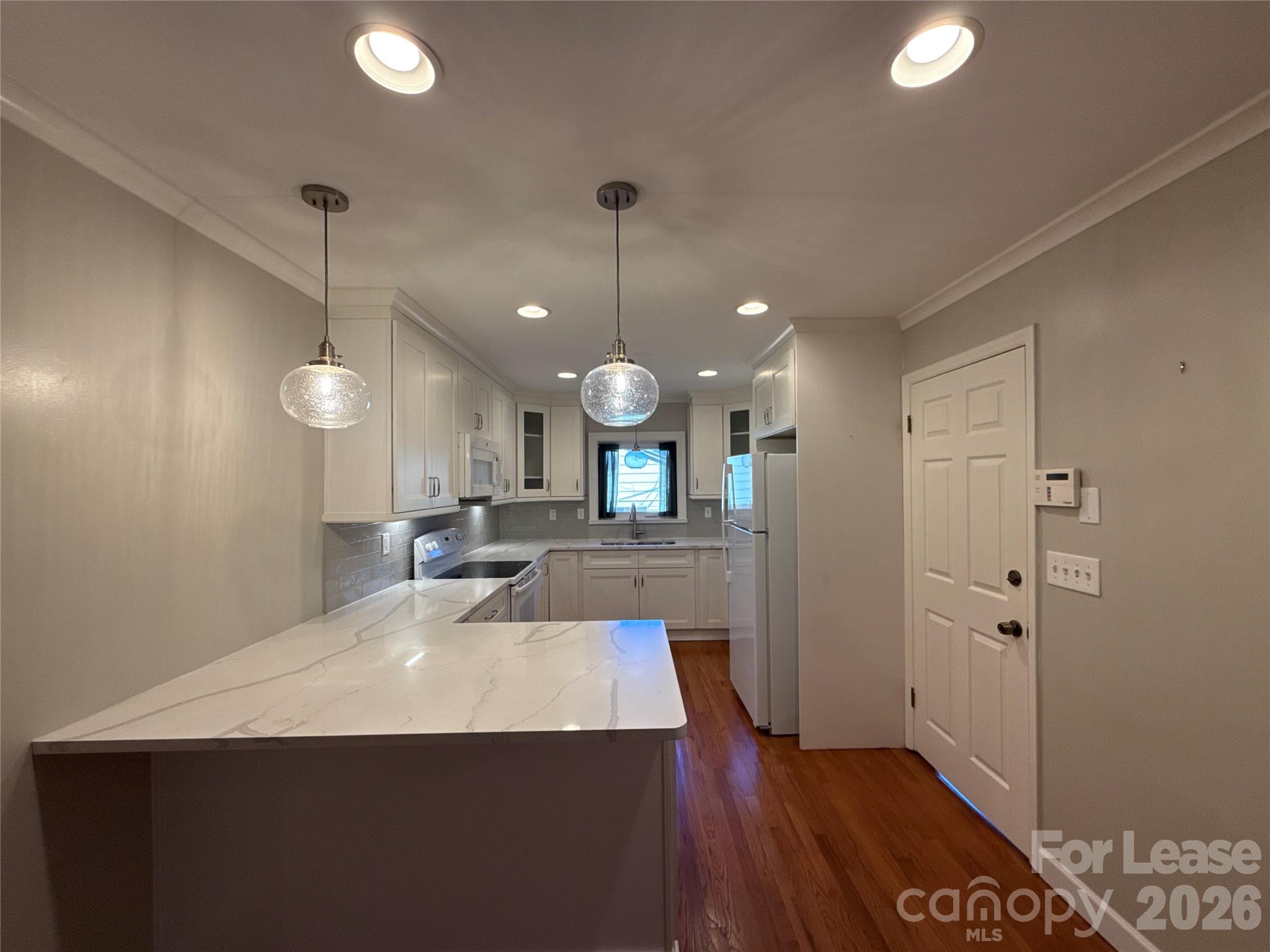 4911 Fairheath Road Property Photo 13