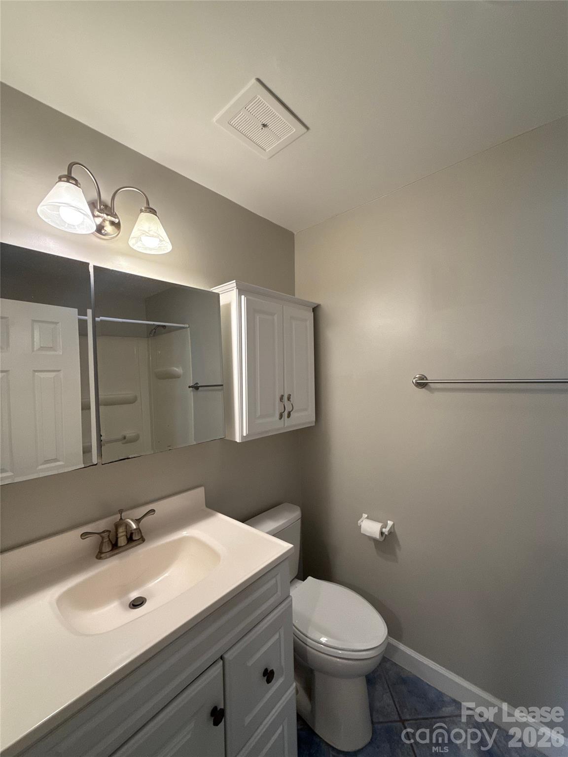 4911 Fairheath Road Property Photo 16