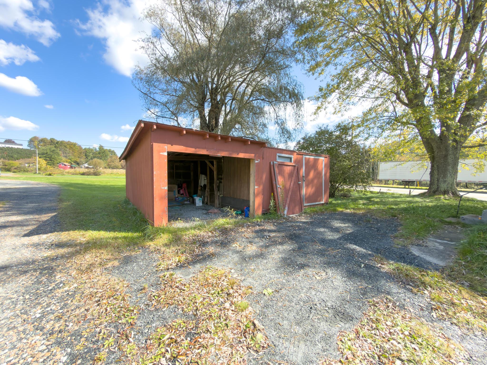 40 Duncan Lane Property Photo 5