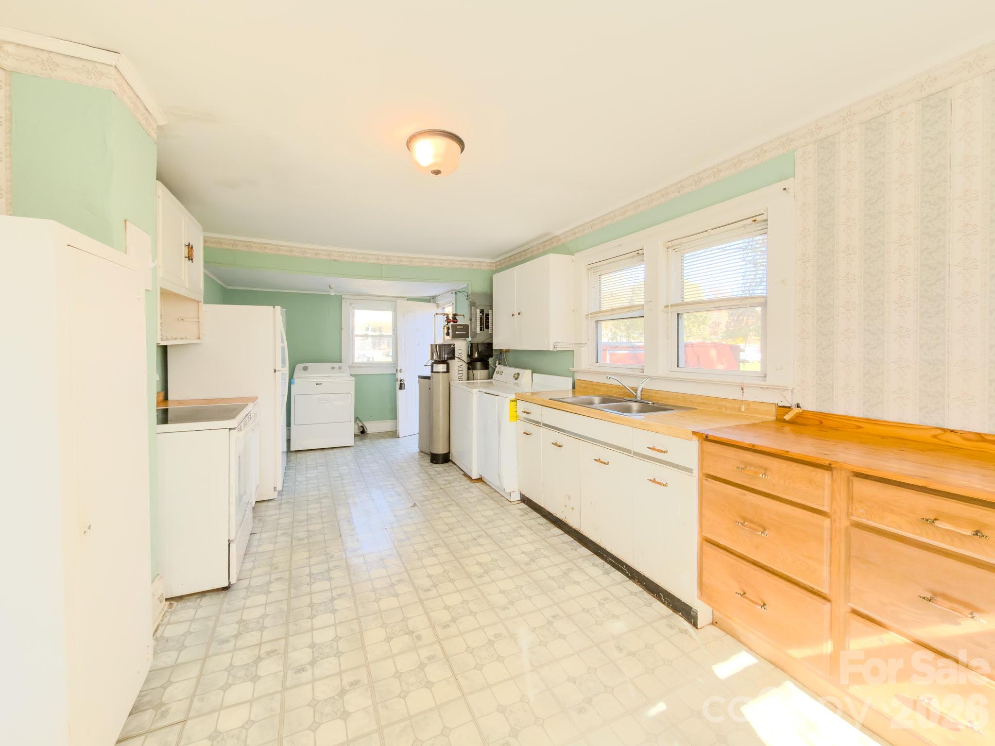 40 Duncan Lane Property Photo 11