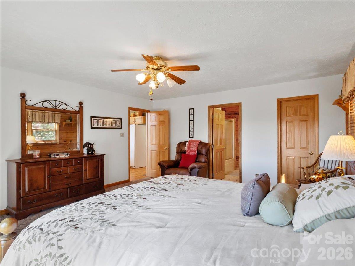 807 Pine Tree Road Property Photo 27
