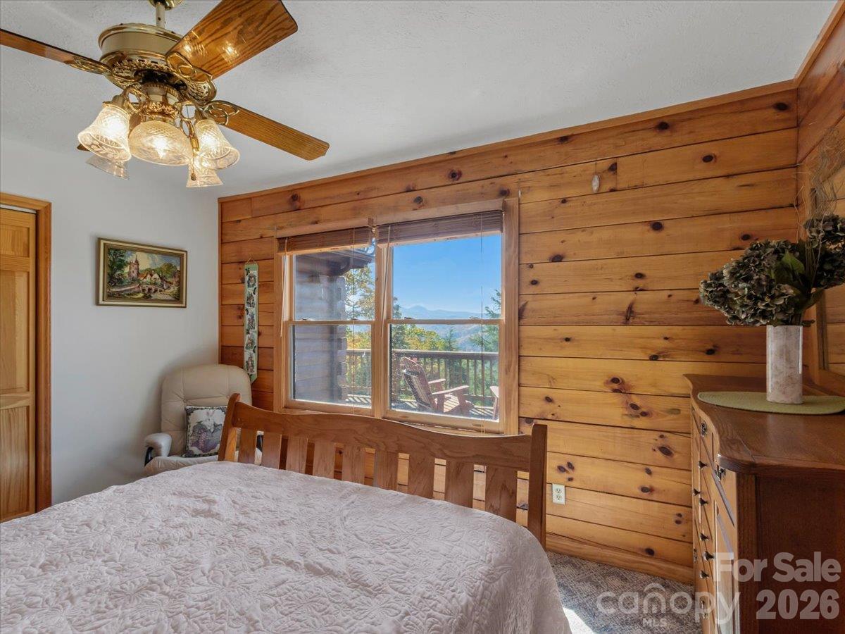 807 Pine Tree Road Property Photo 35