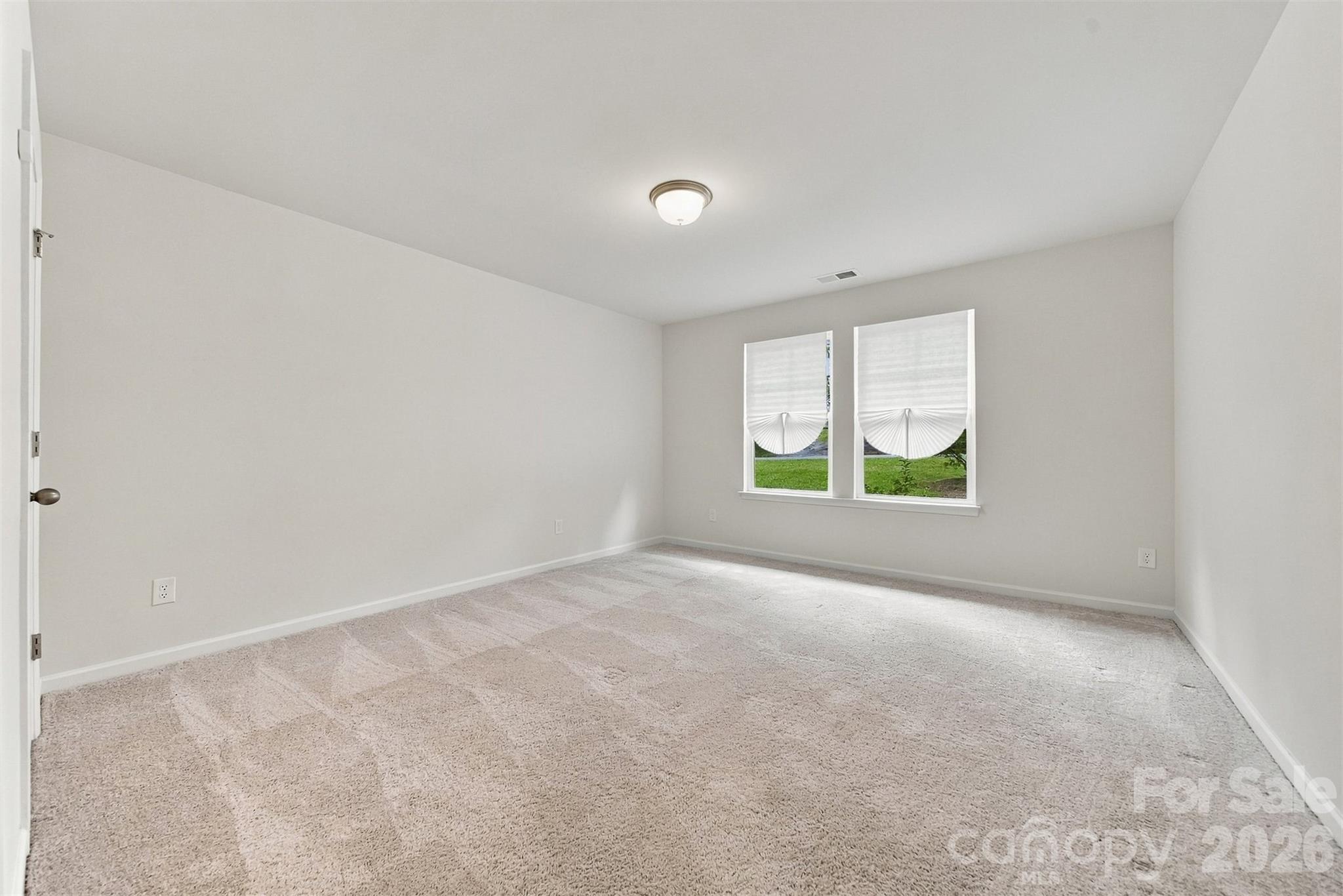 929 Grace Street Property Photo 9