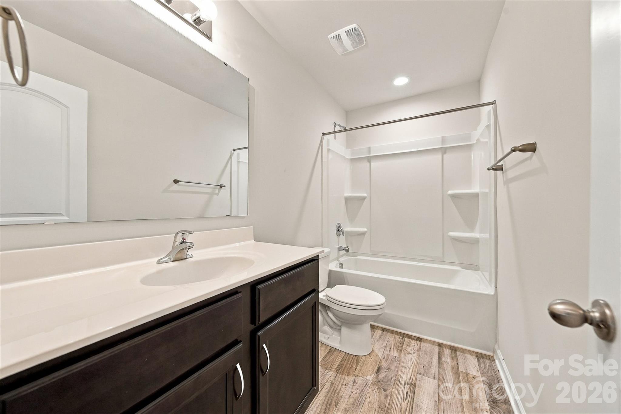 929 Grace Street Property Photo 11