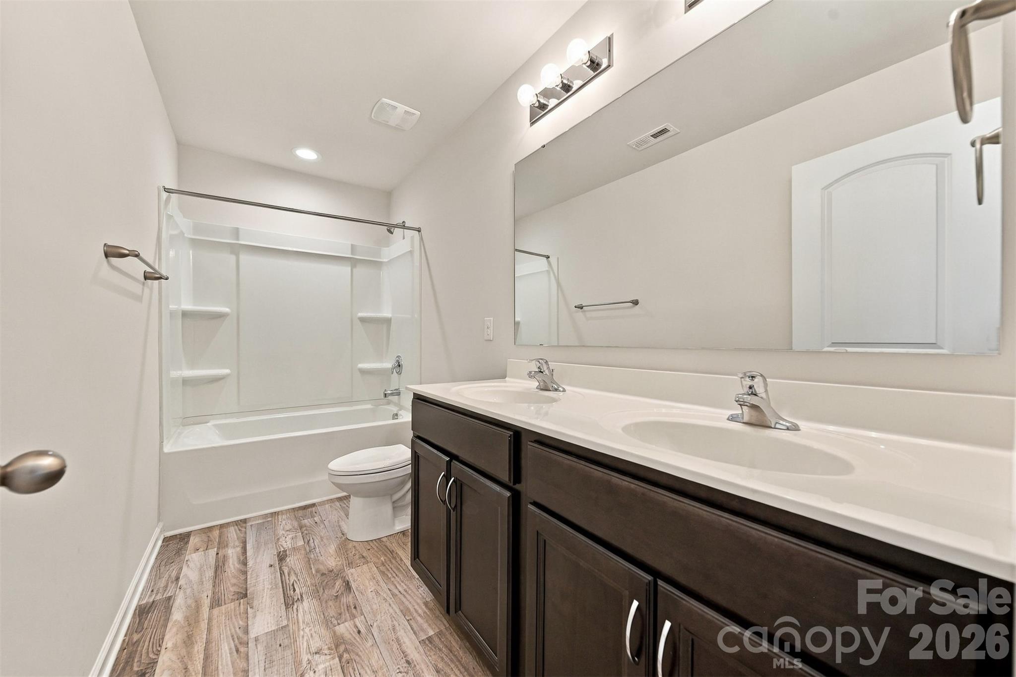 929 Grace Street Property Photo 21