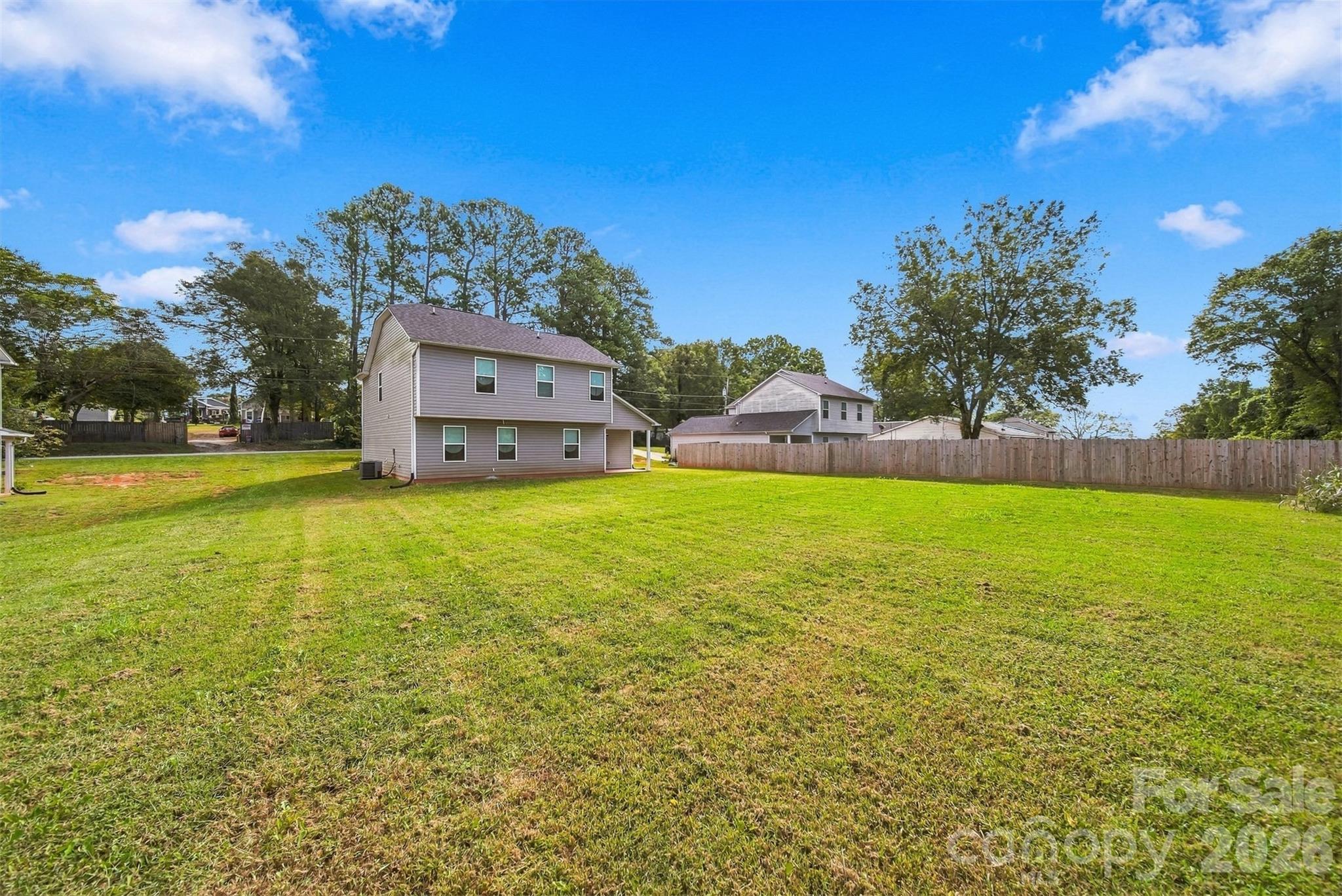 929 Grace Street Property Photo 26