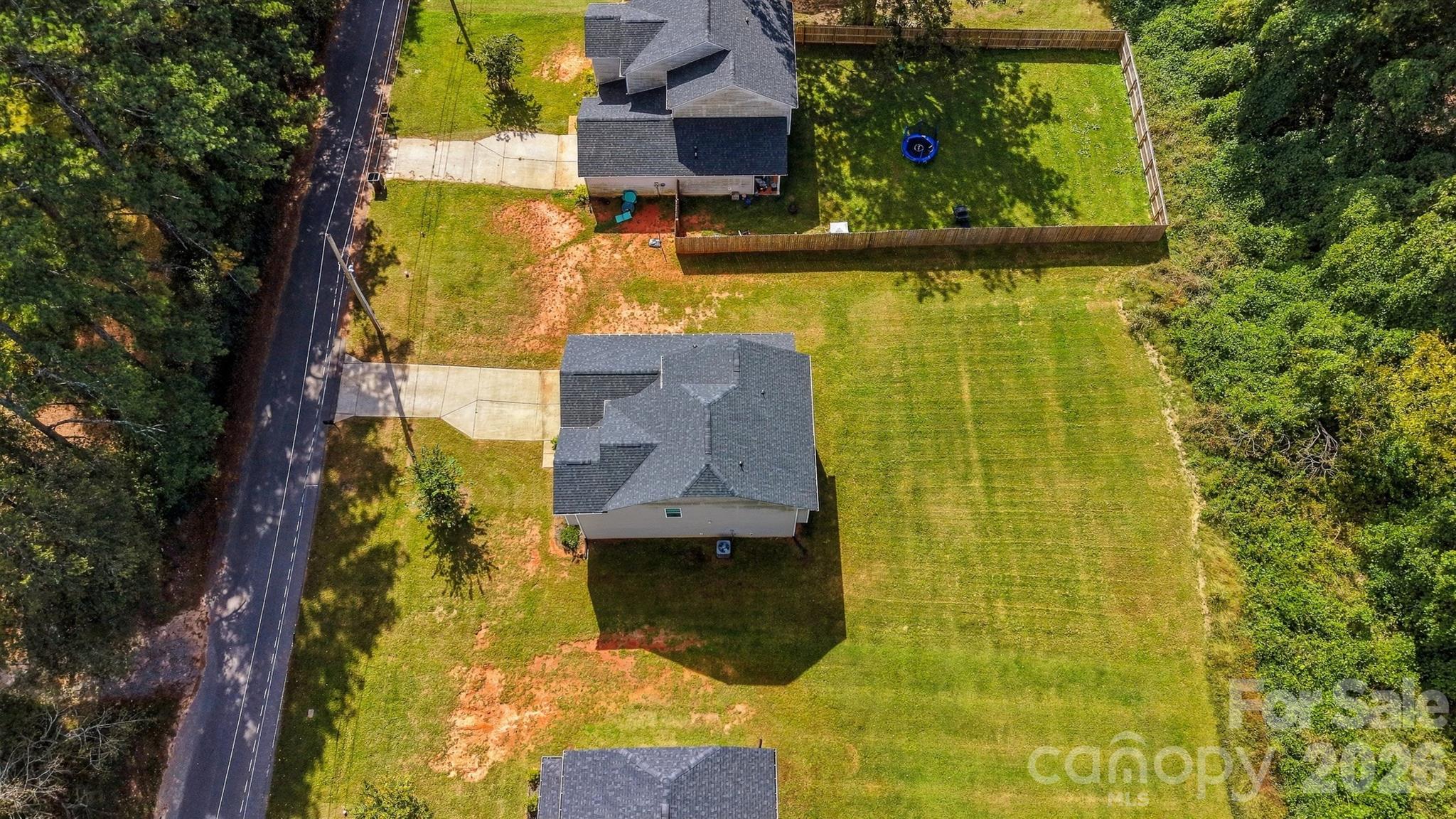 929 Grace Street Property Photo 27