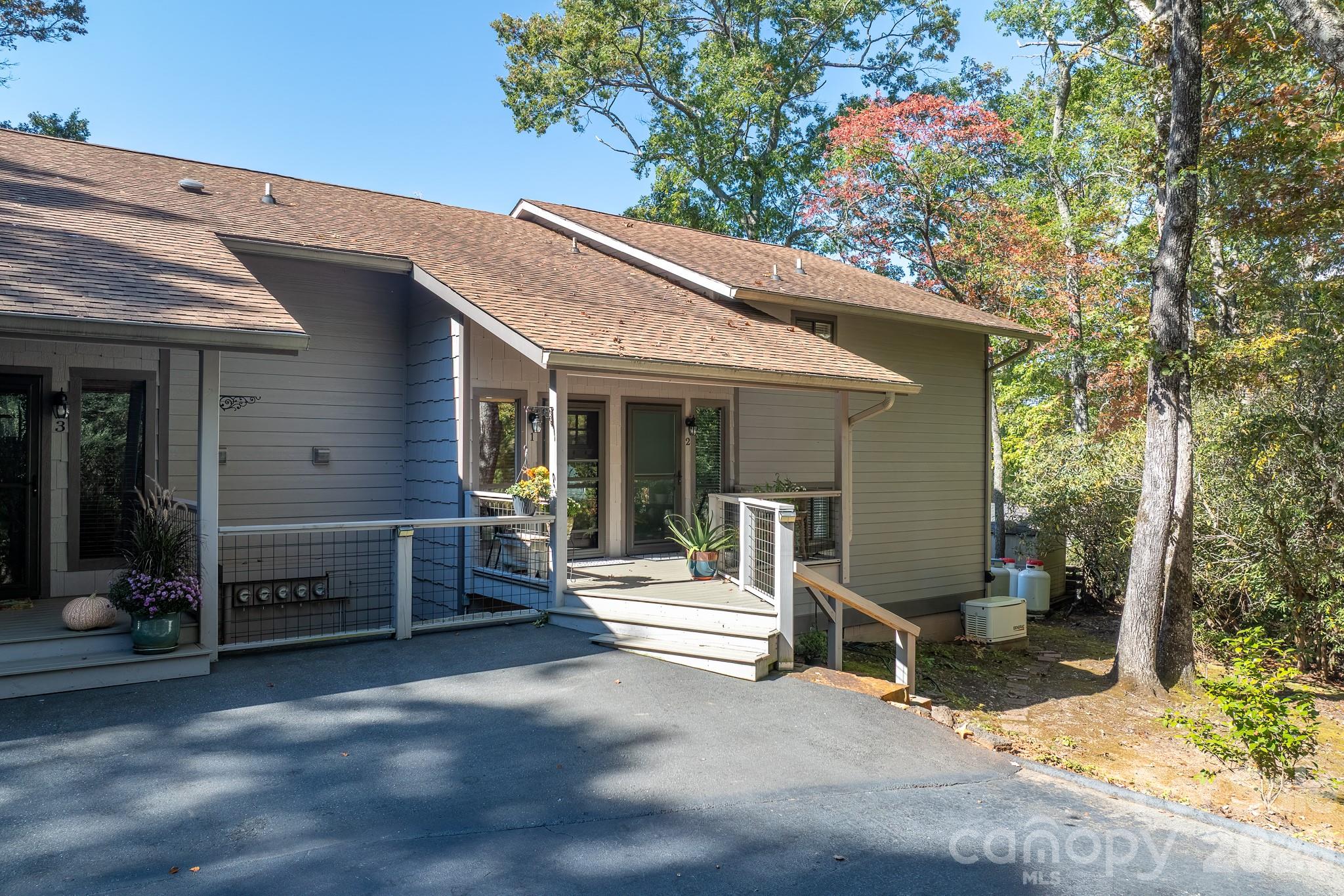 524 Three Mile Knob Road 103 Property Photo 1