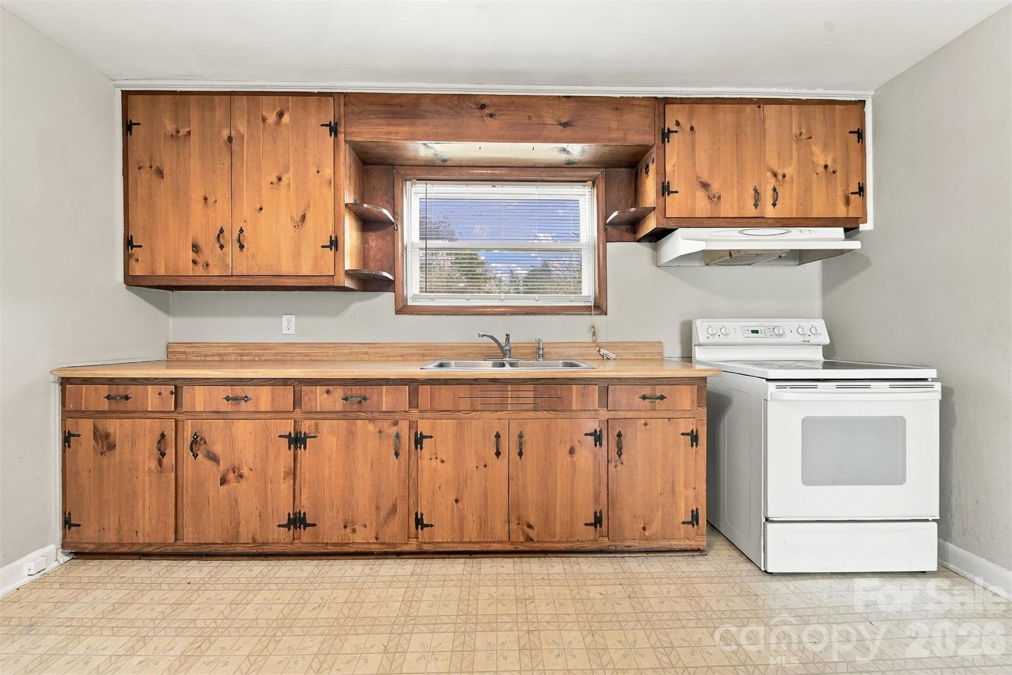 3983 Buff Street Property Photo 9