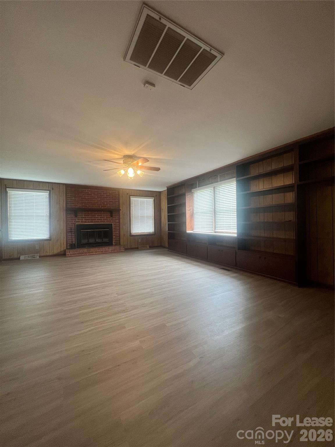 1715 Bondale Place Property Photo 2