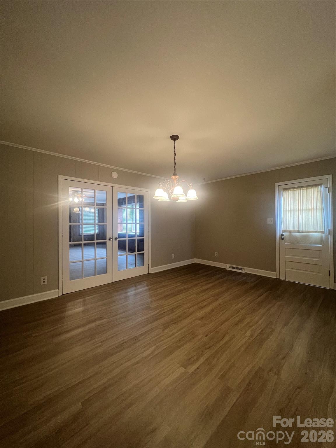 1715 Bondale Place Property Photo 4