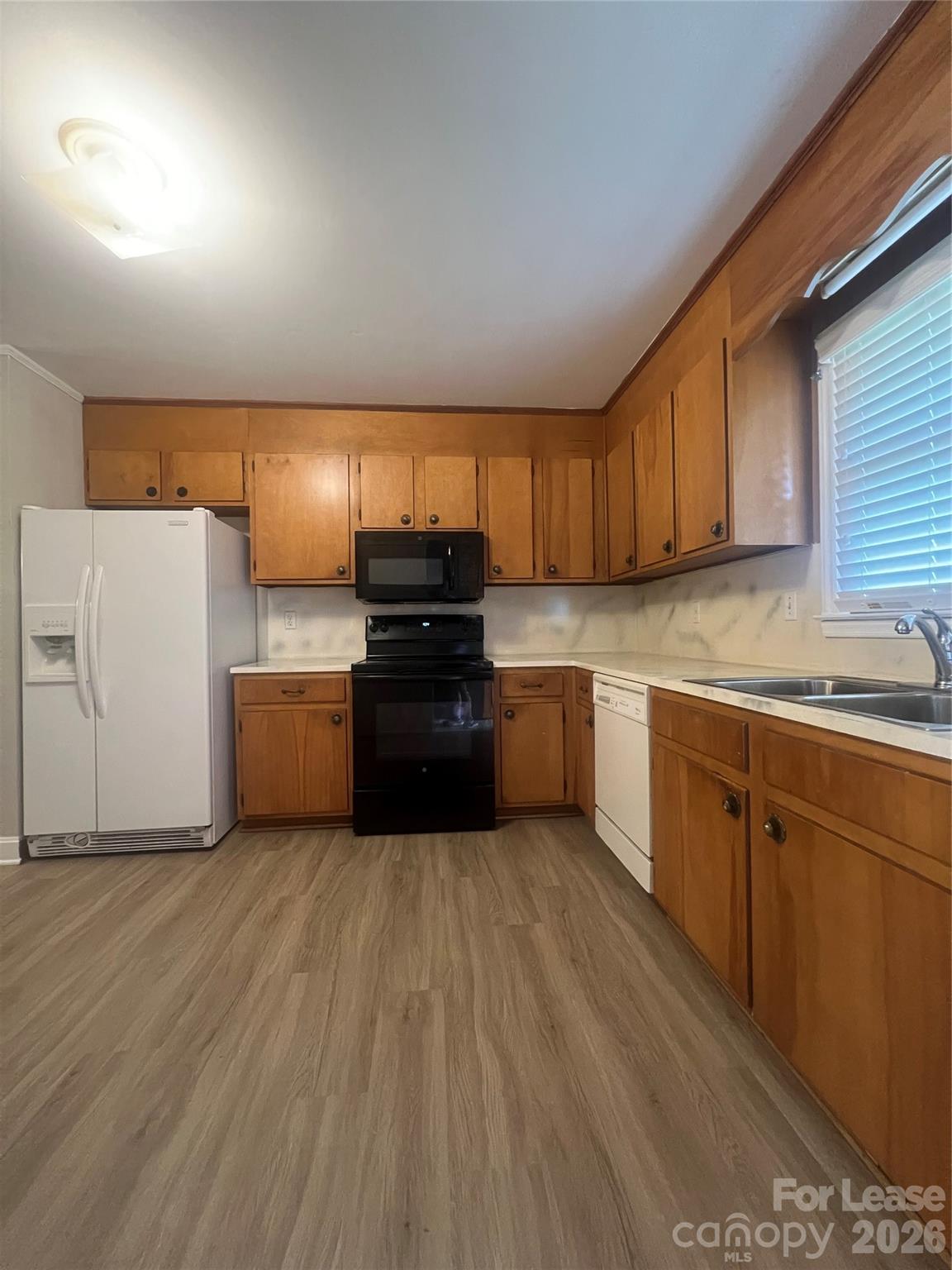 1715 Bondale Place Property Photo 7