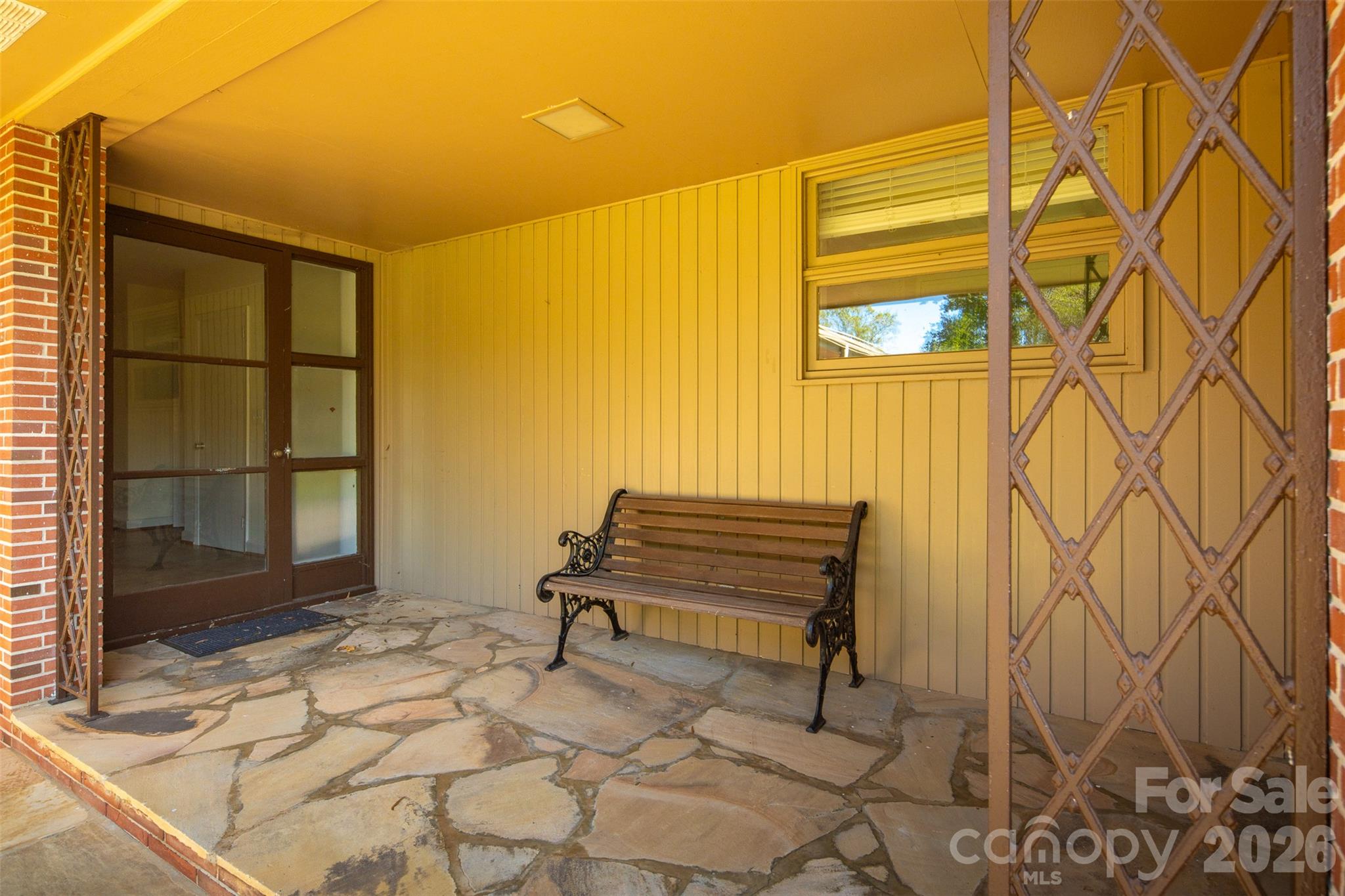 160 17th Avenue Property Photo 5