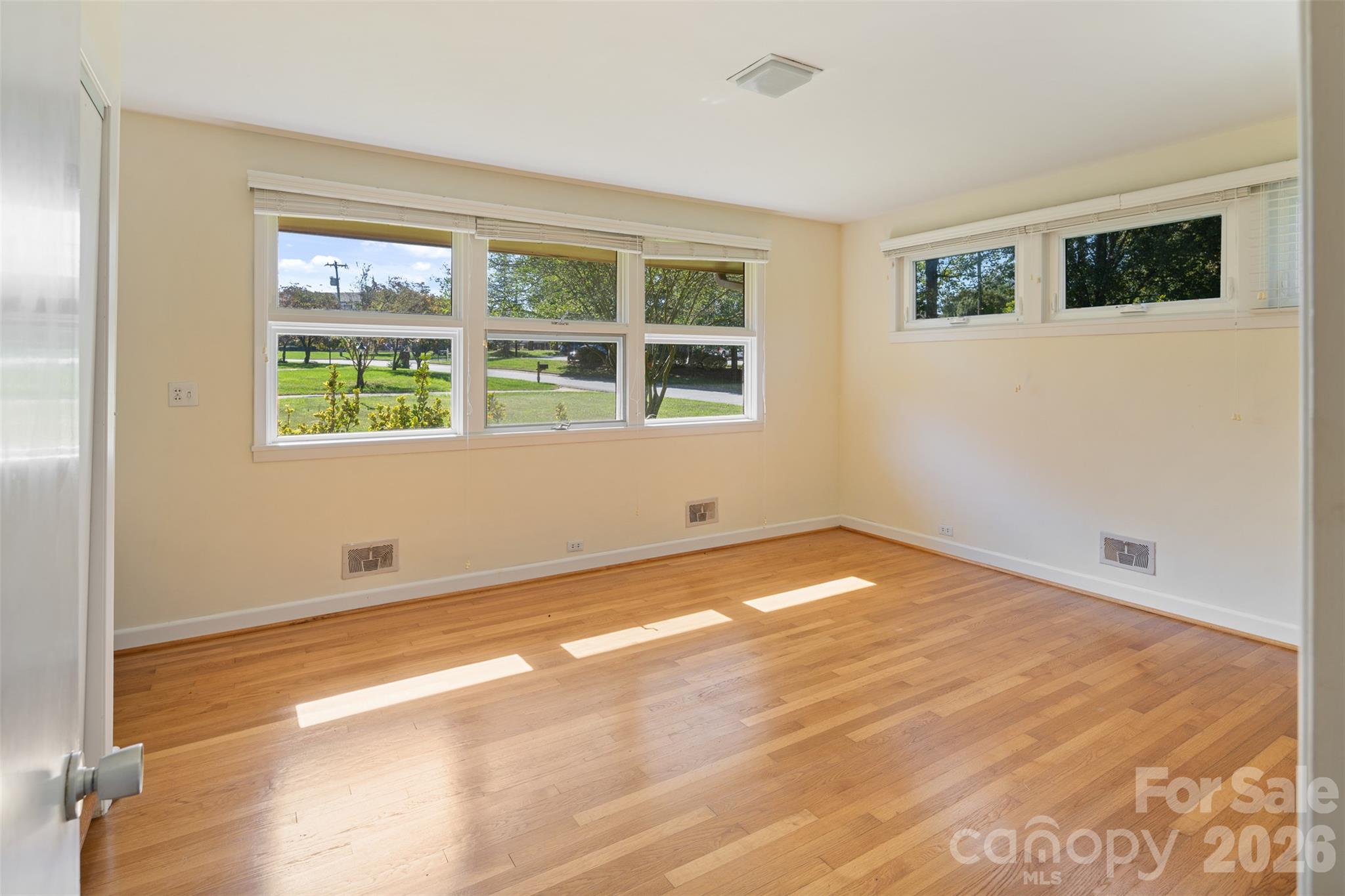 160 17th Avenue Property Photo 32