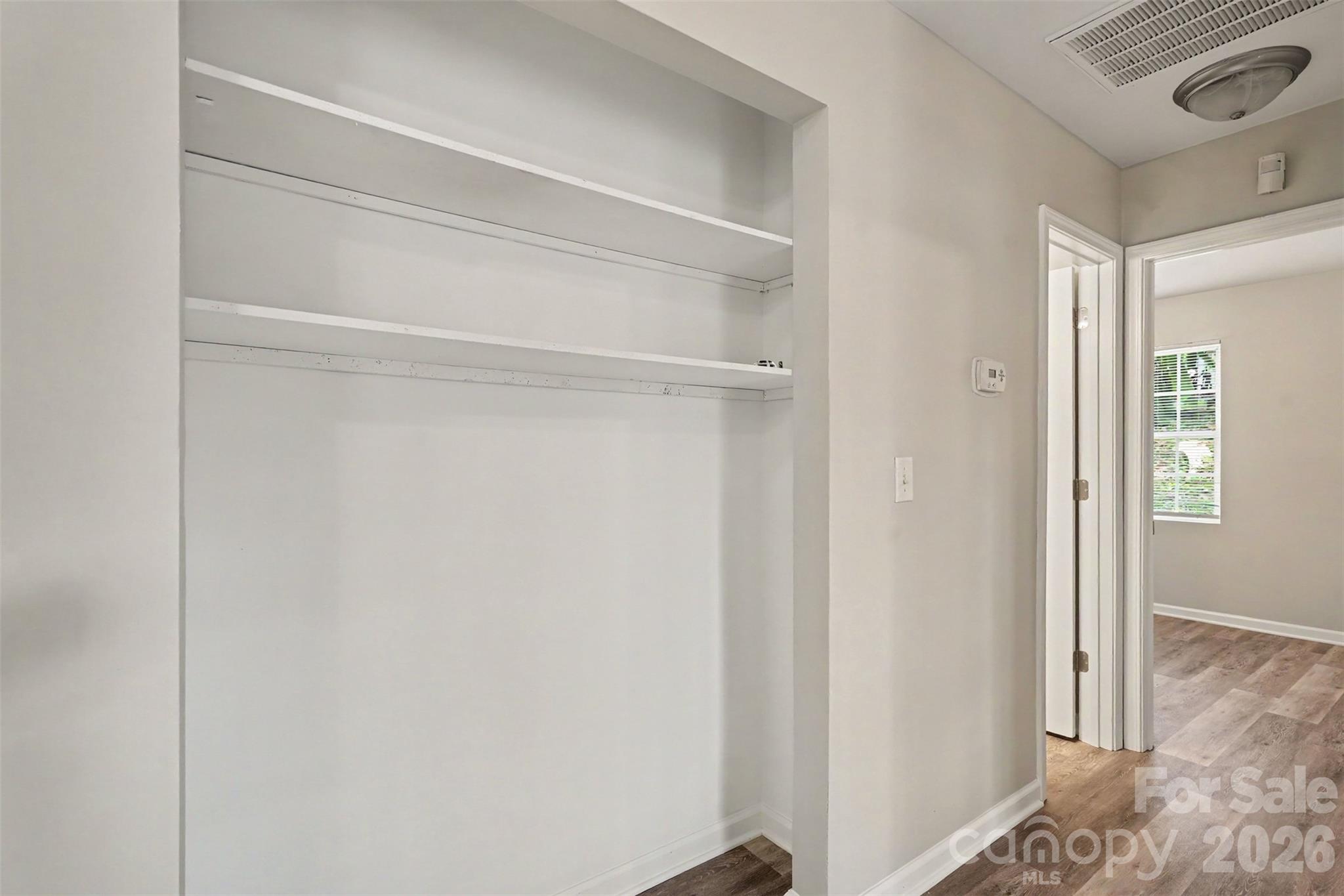 706 White Oak Lane Property Photo 22
