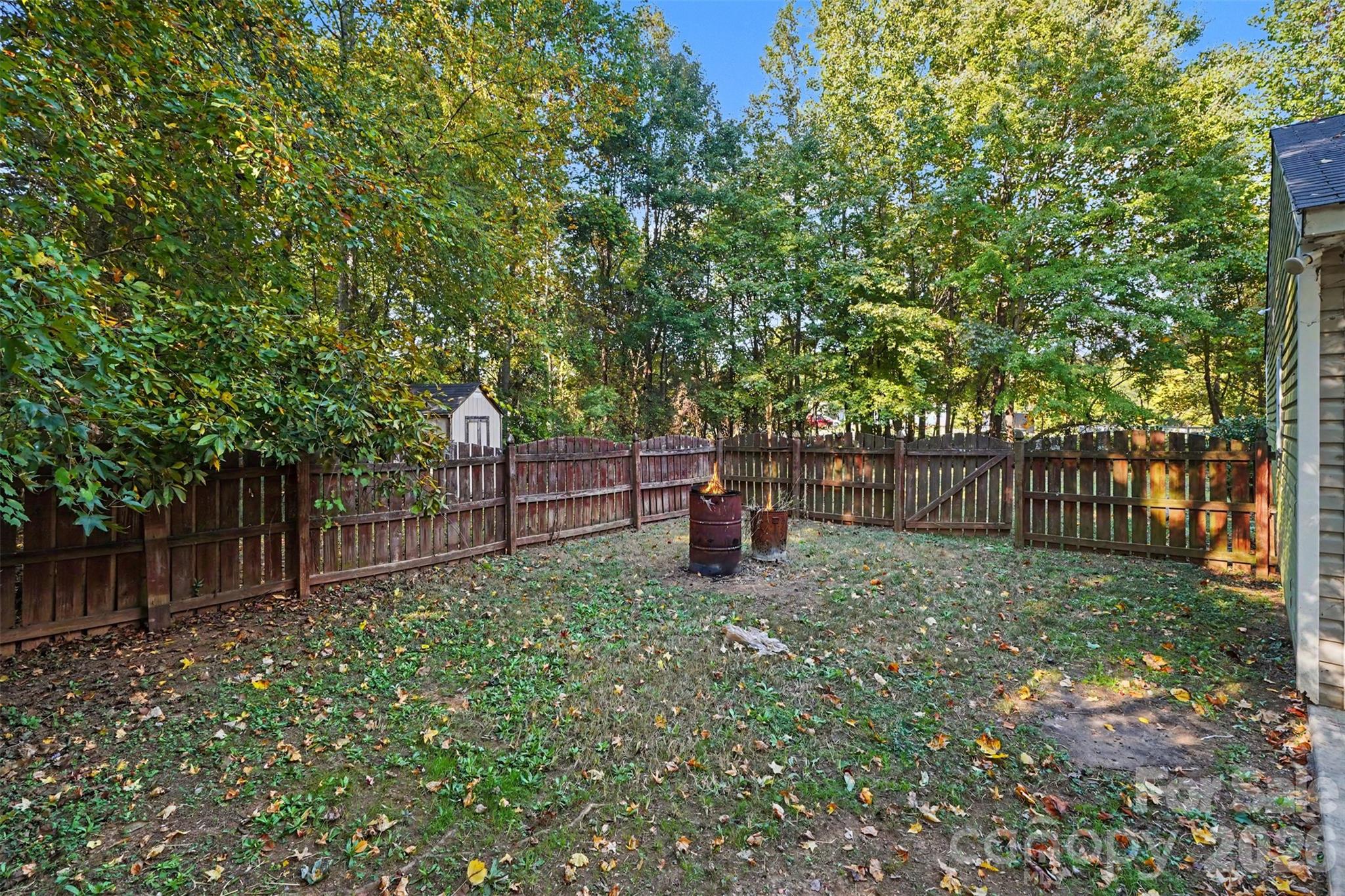 706 White Oak Lane Property Photo 30