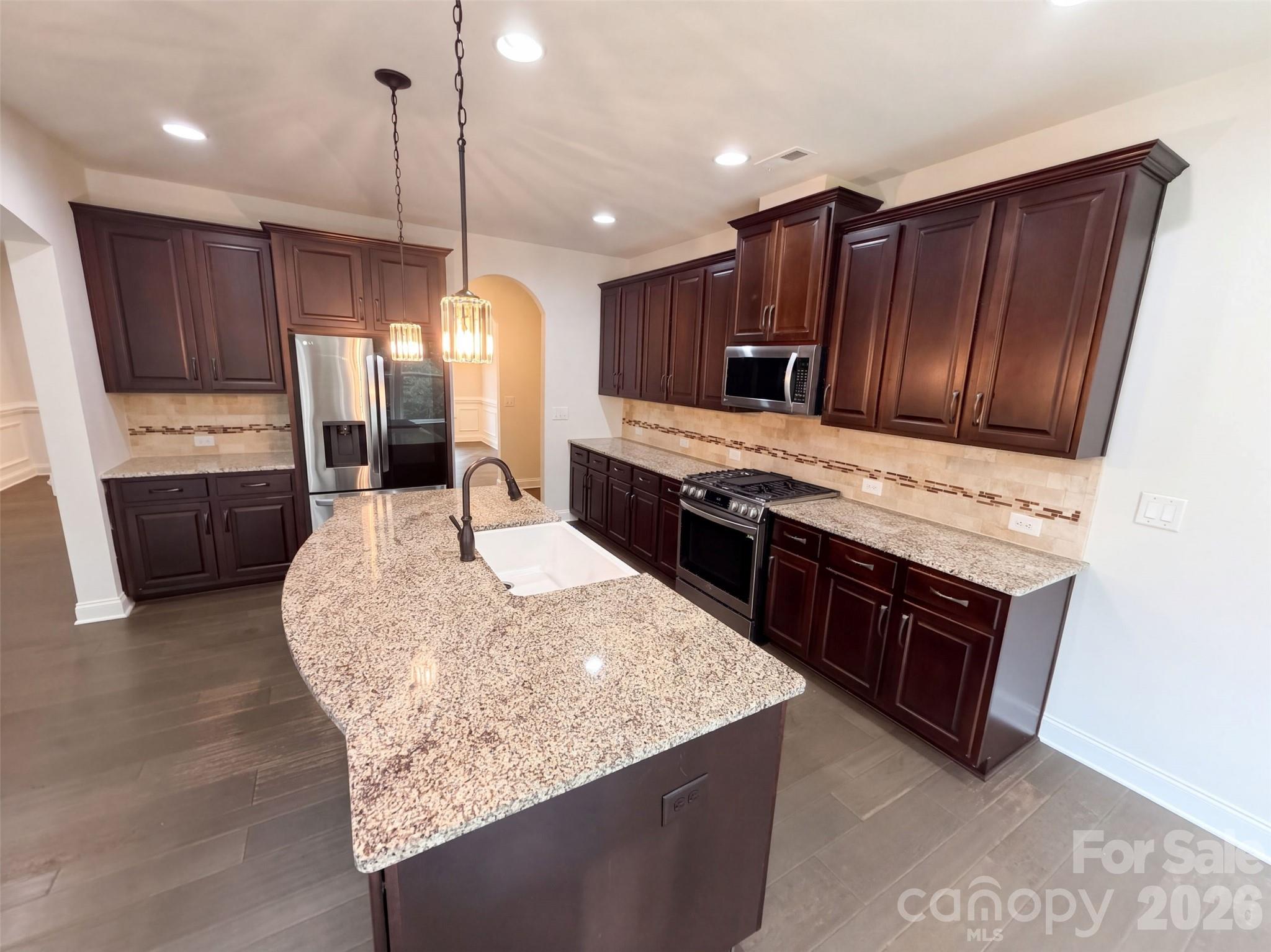 2530 Logan Caroline Lane Property Photo 6