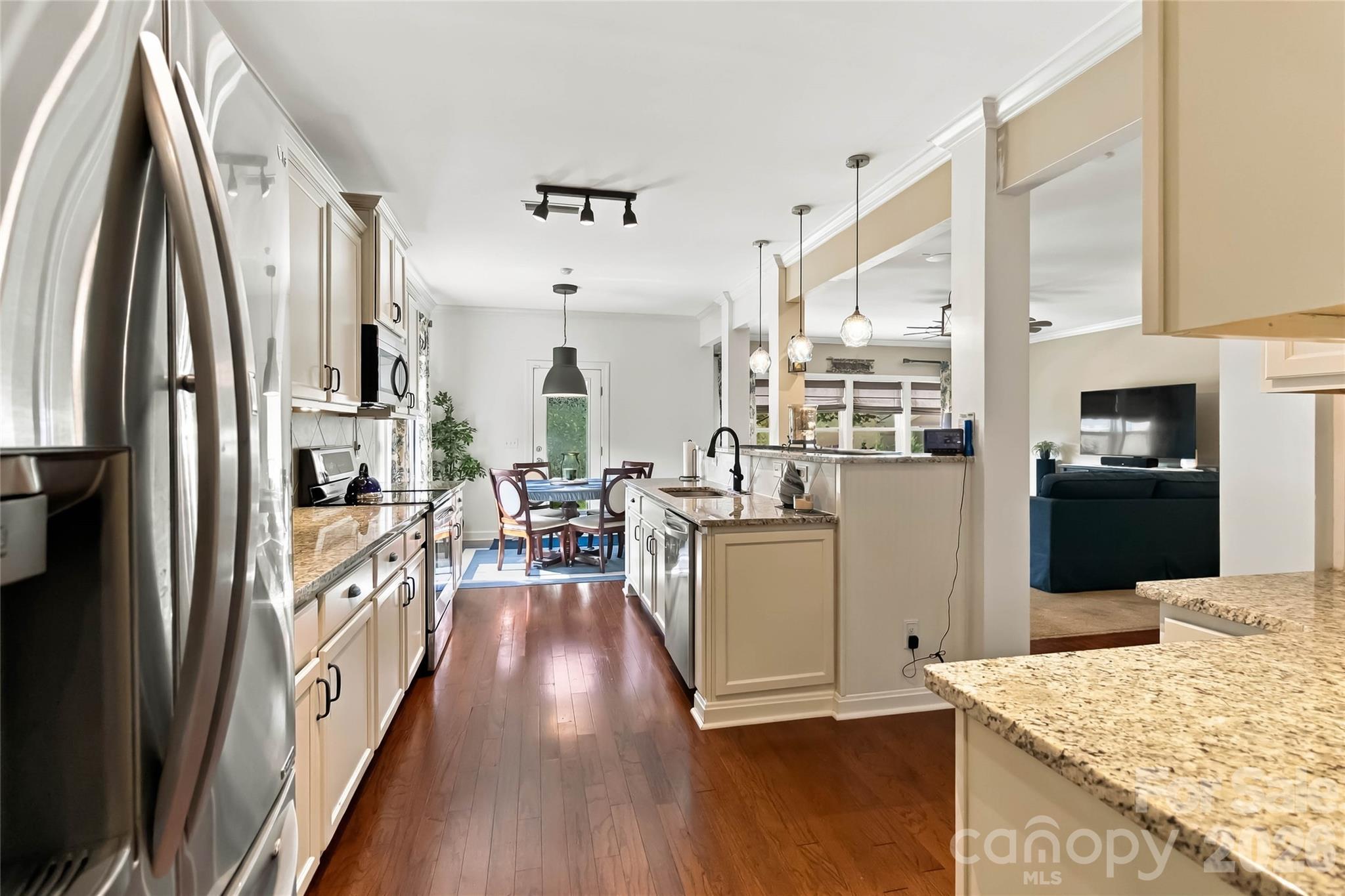 15221 Kissimmee Lane Property Photo 14