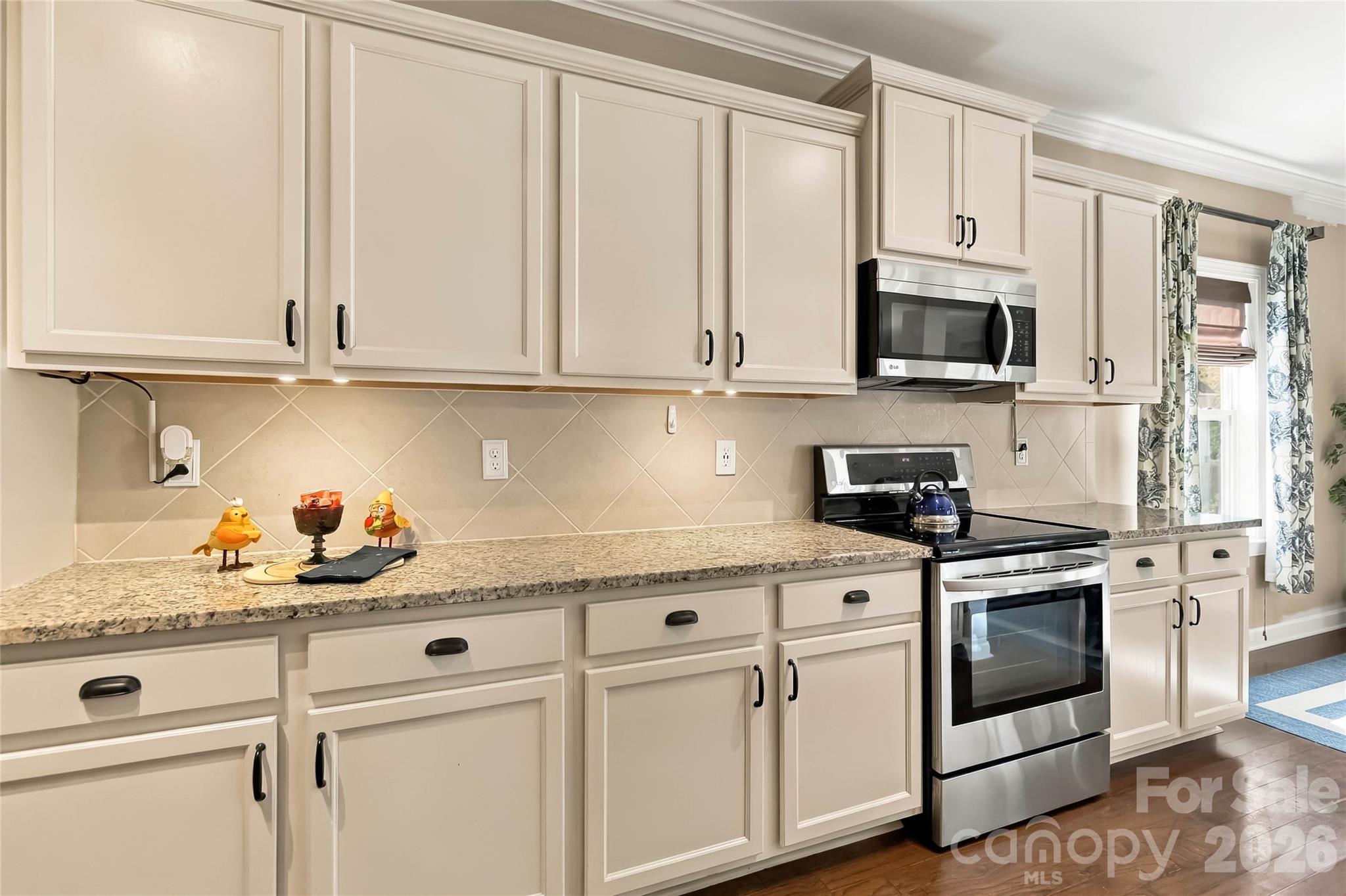 15221 Kissimmee Lane Property Photo 16