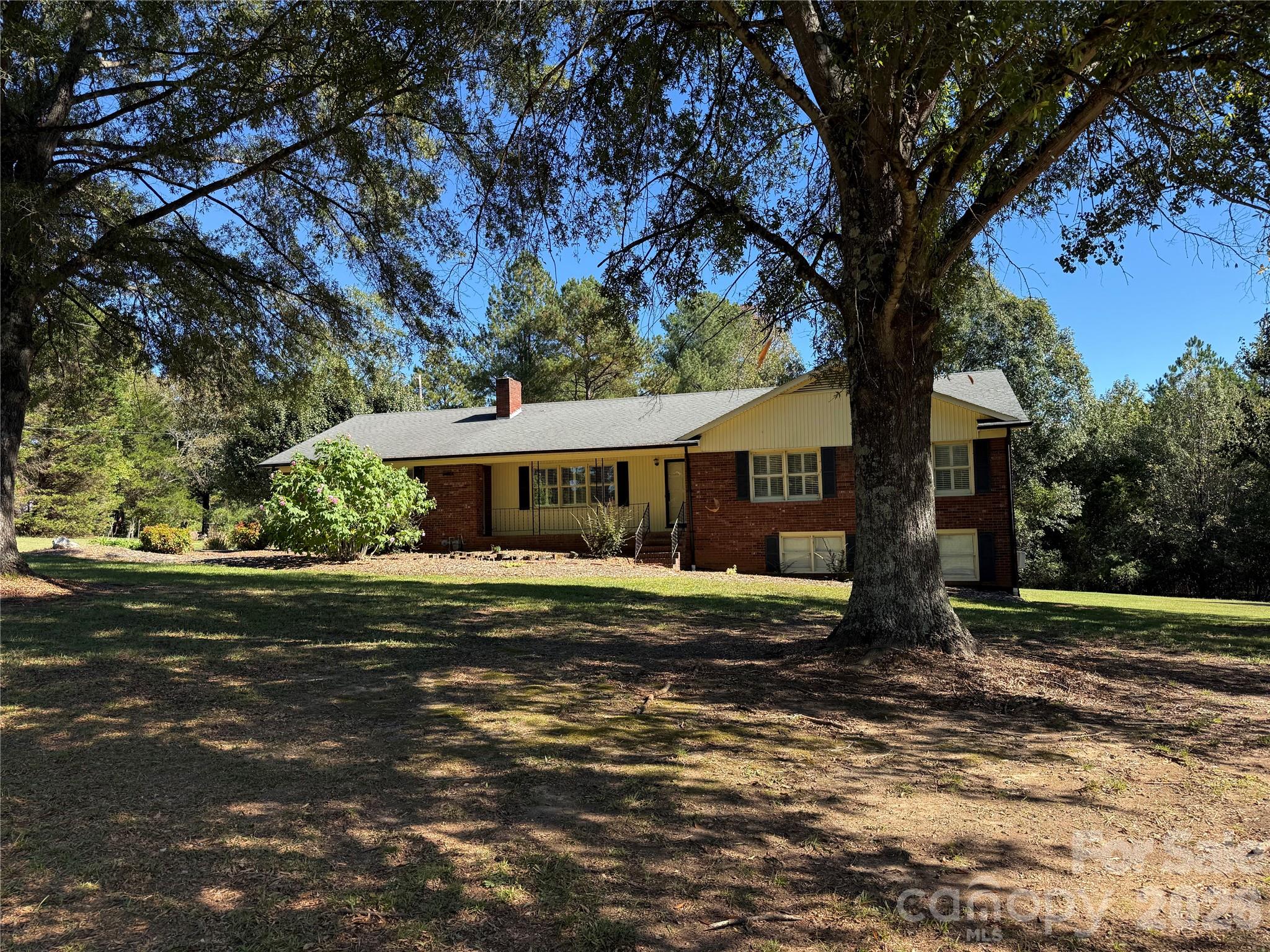 552 Old Stubbs Road Property Photo 2