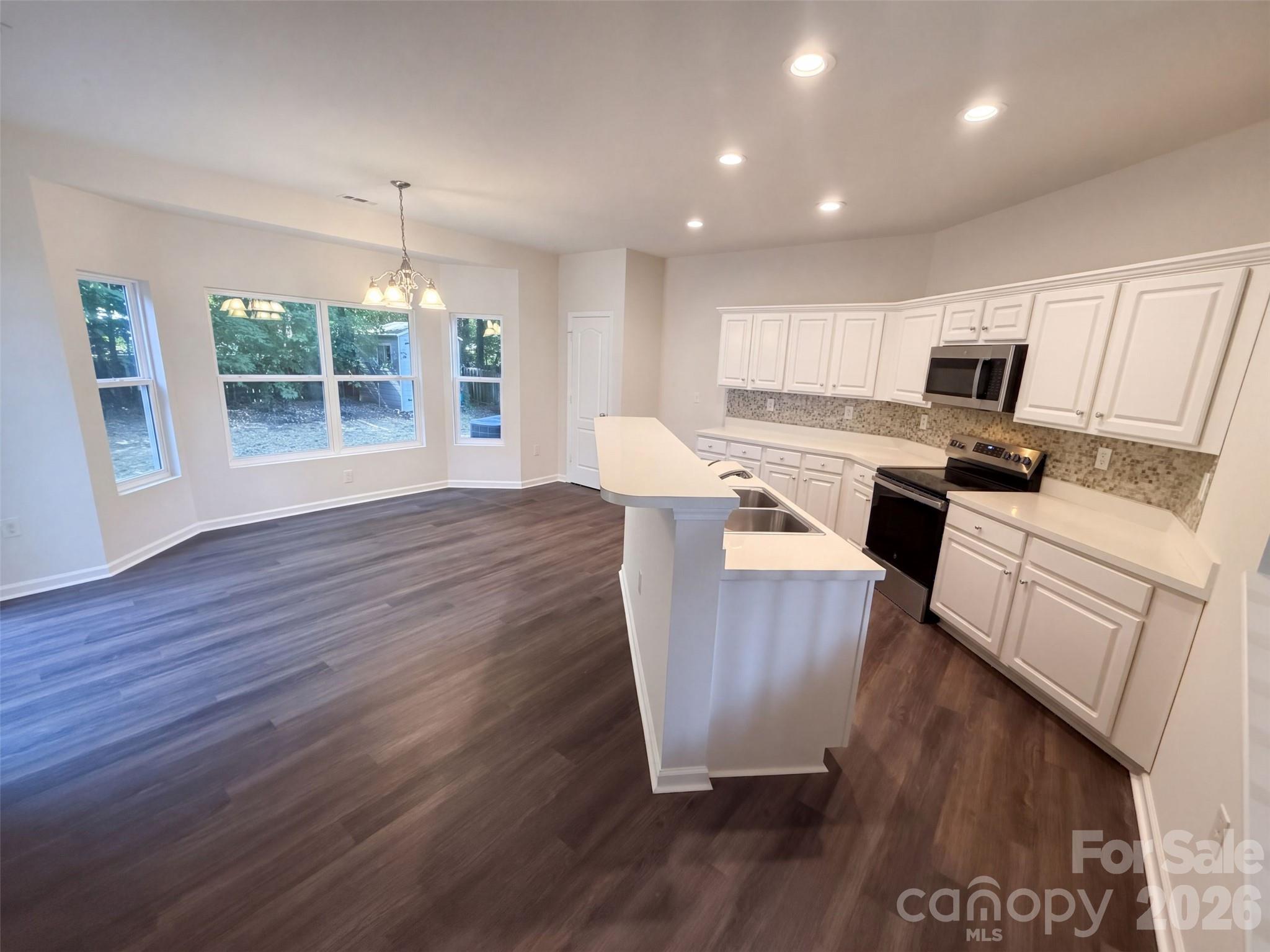 5005 Manchineel Lane Property Photo 2