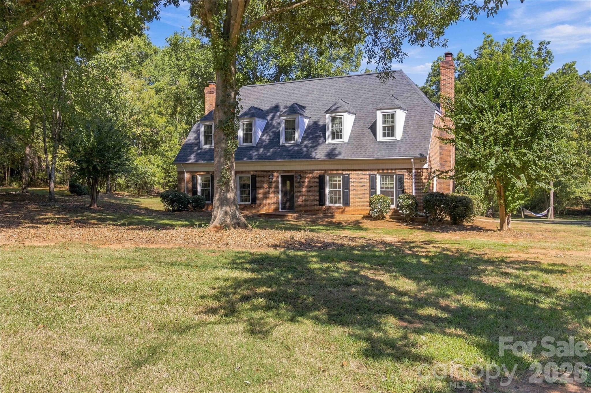 1247 Trailstream Drive Property Photo 2