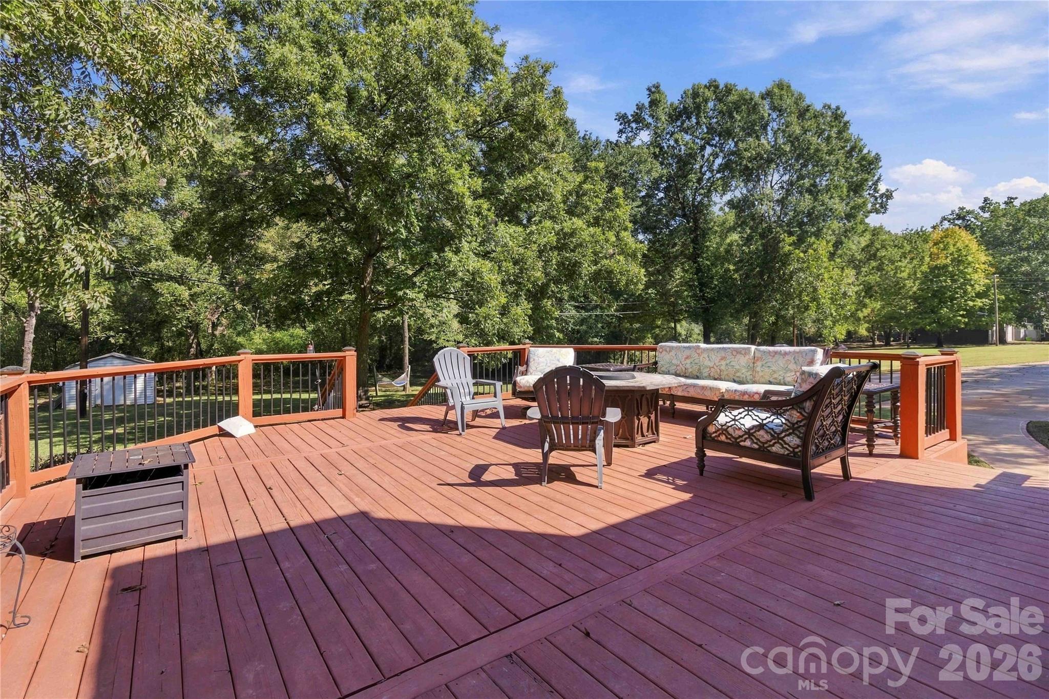 1247 Trailstream Drive Property Photo 35
