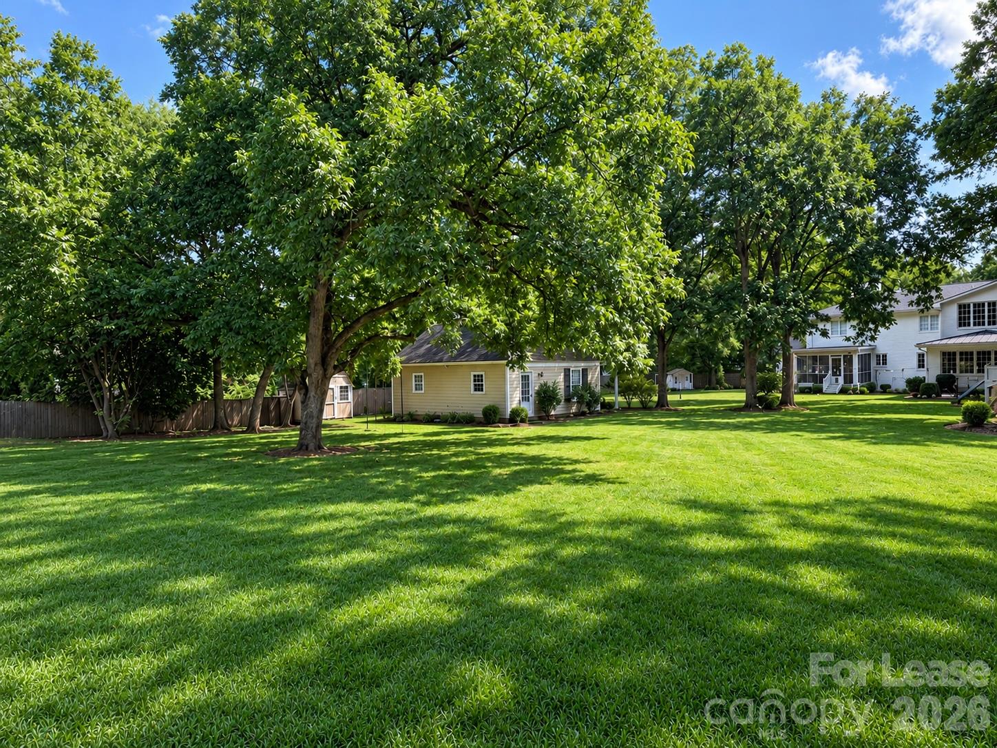 1524 S Wendover Road Property Photo 22