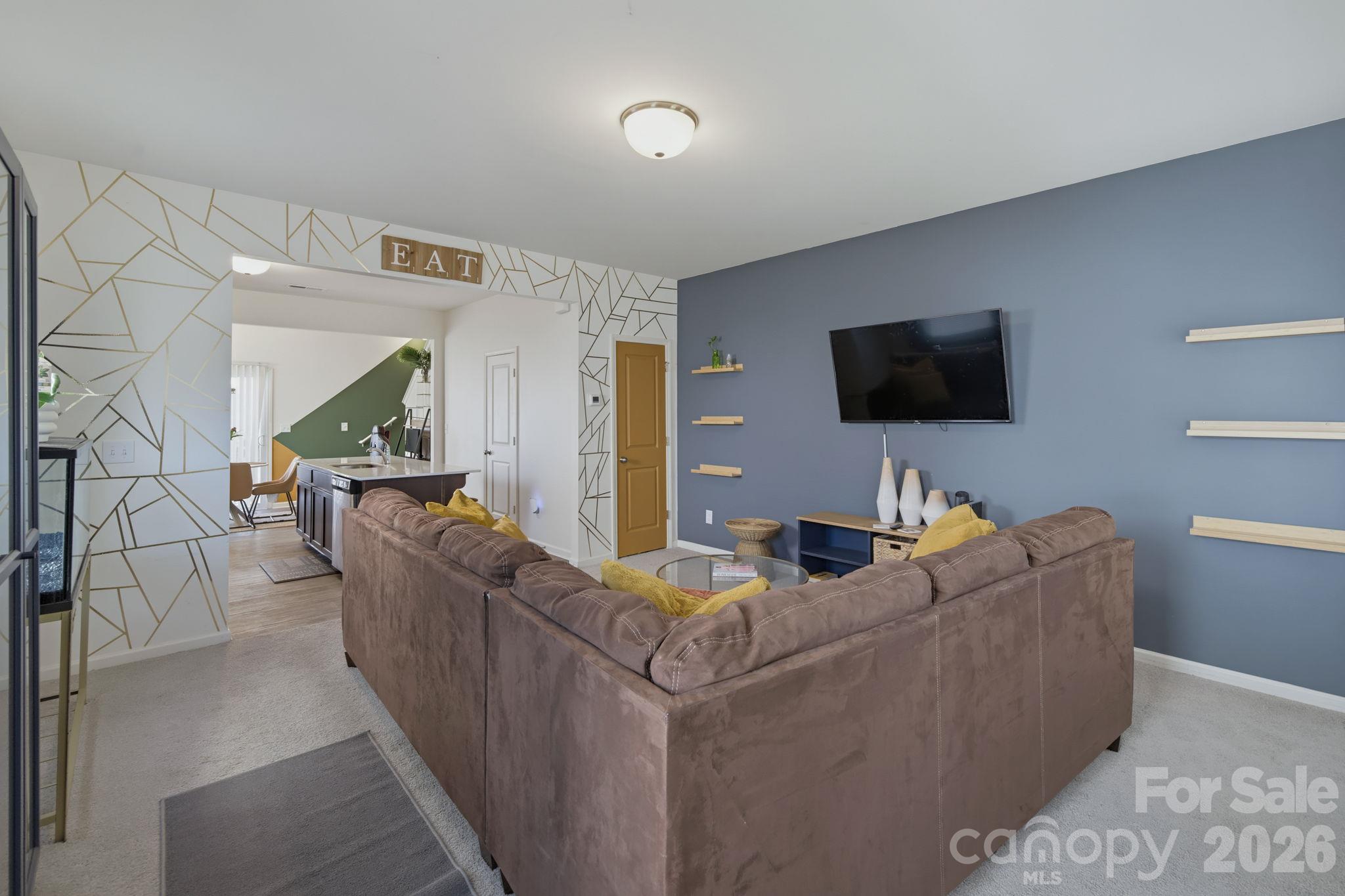 1157 Triece Lane Property Photo 4