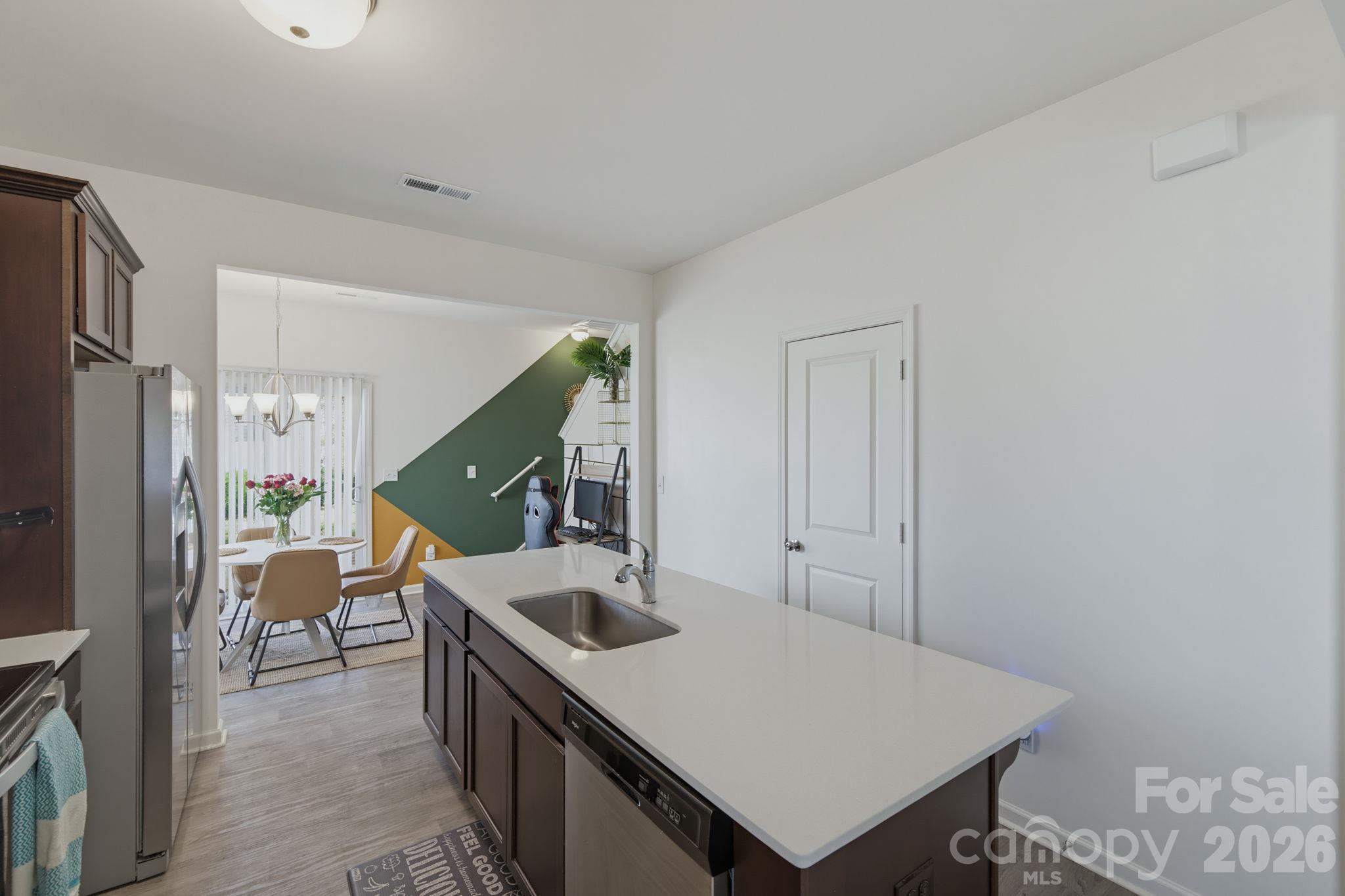 1157 Triece Lane Property Photo 8