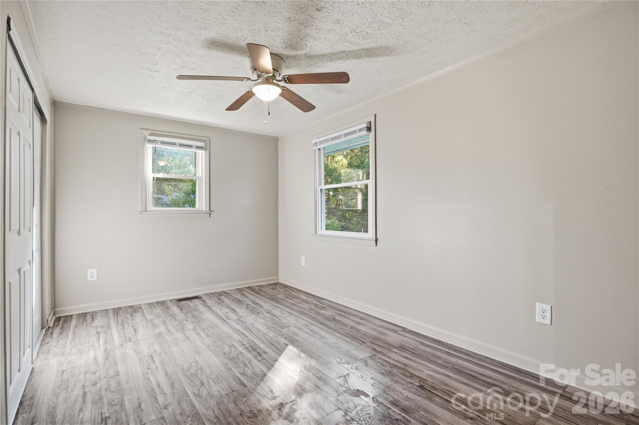 690 Rama Wood Drive Property Photo 7