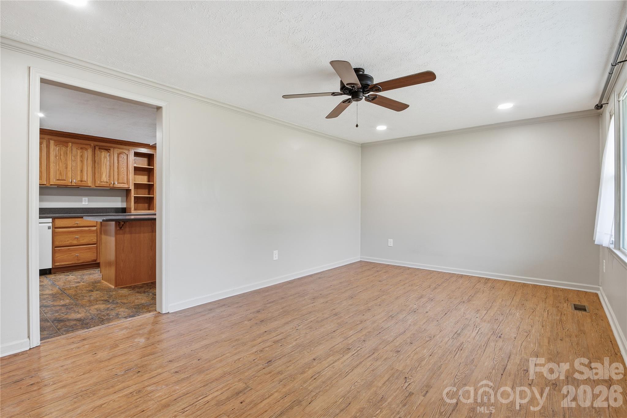 690 Rama Wood Drive Property Photo 13