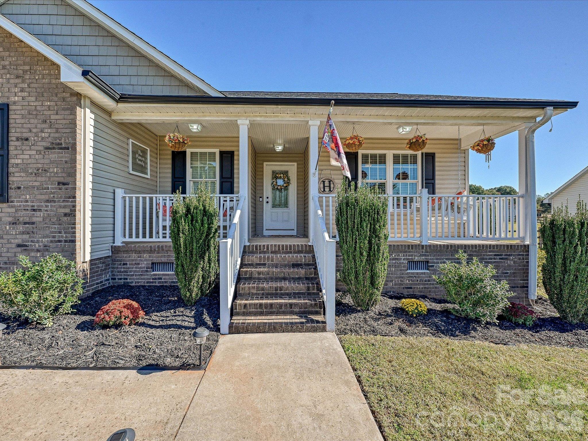2550 Rock Dam Road Property Photo 2