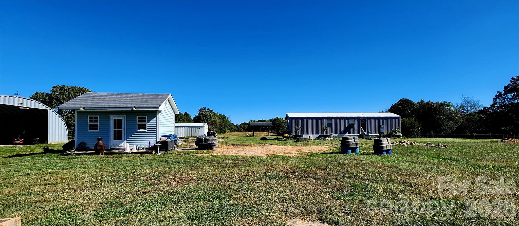 702 Ike Lynch Road Property Photo 6