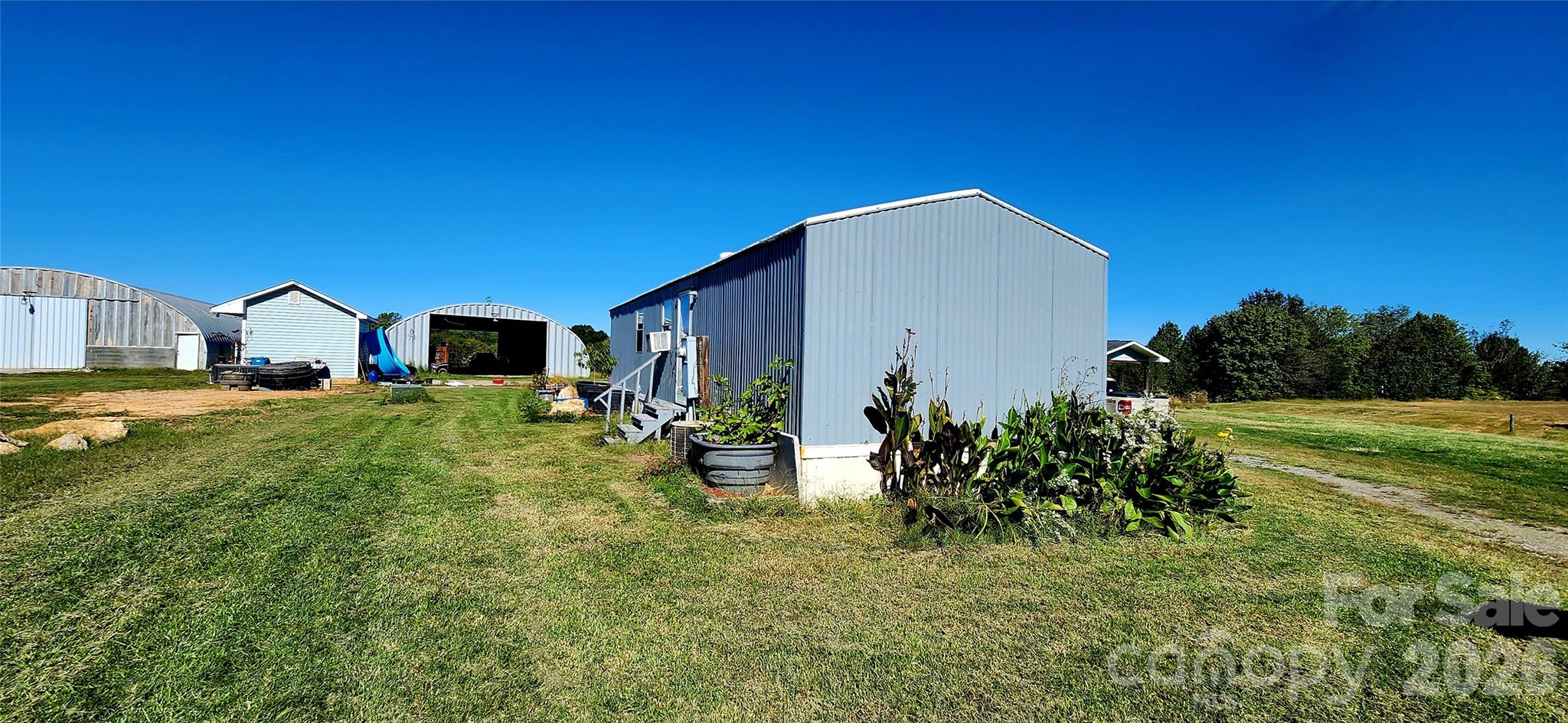 702 Ike Lynch Road Property Photo 7